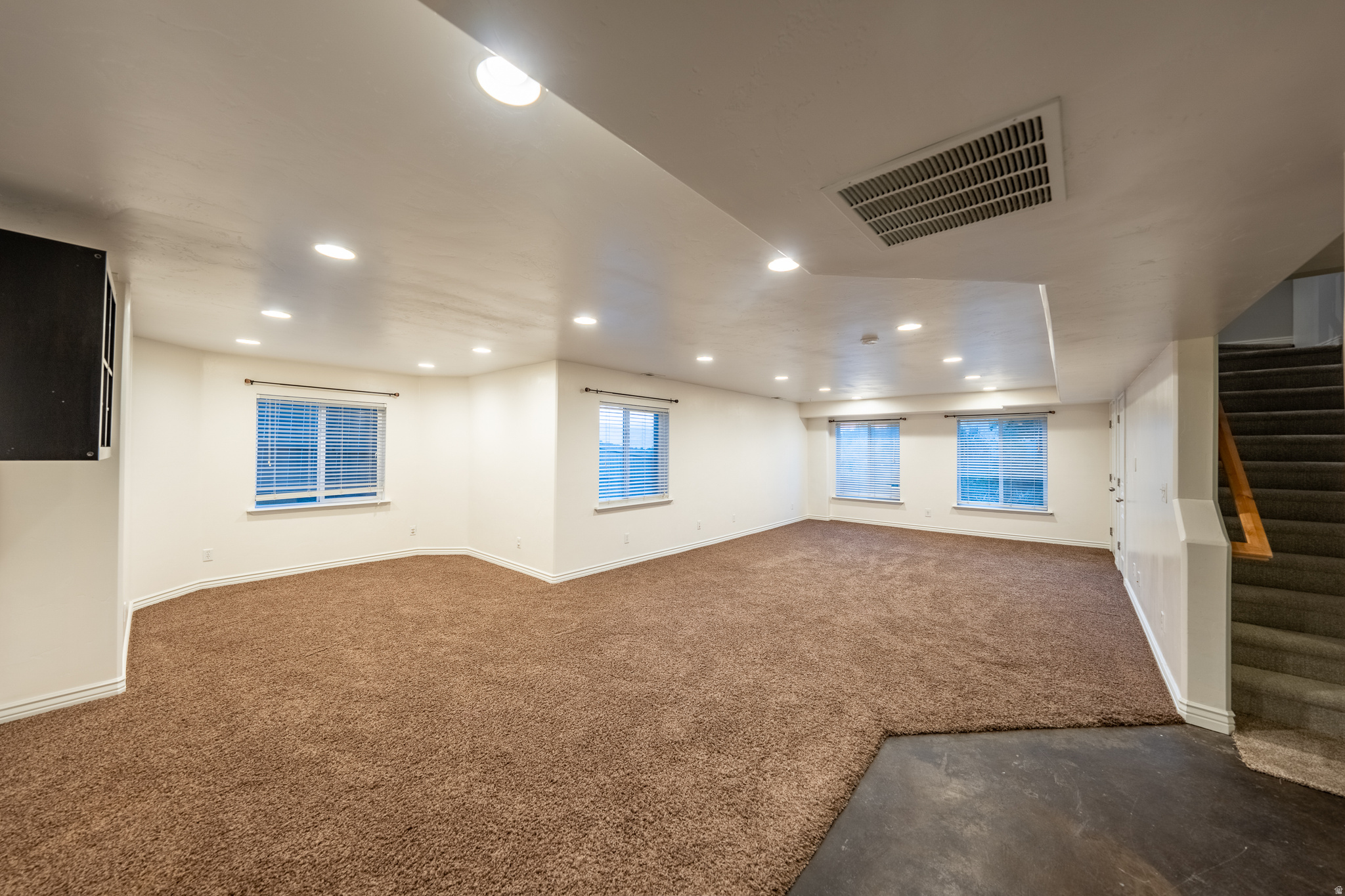 HARVEST HOME - Residential