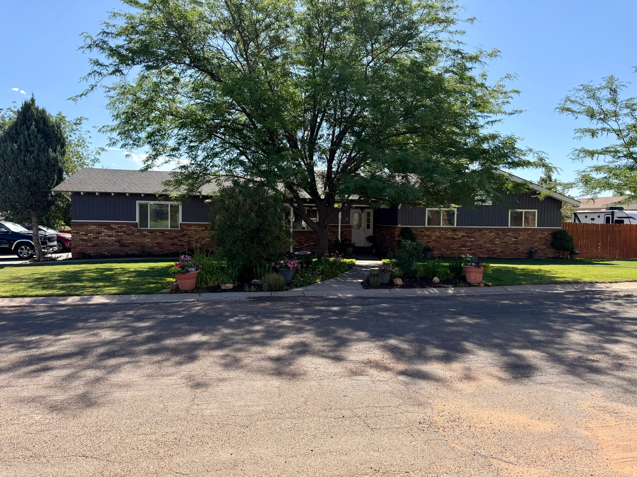 HARMSTON - Residential