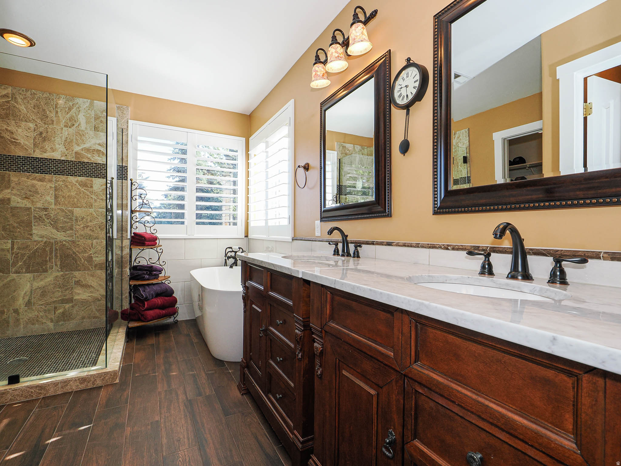 CENTENNIAL HEIGHTS PLAT B - Residential
