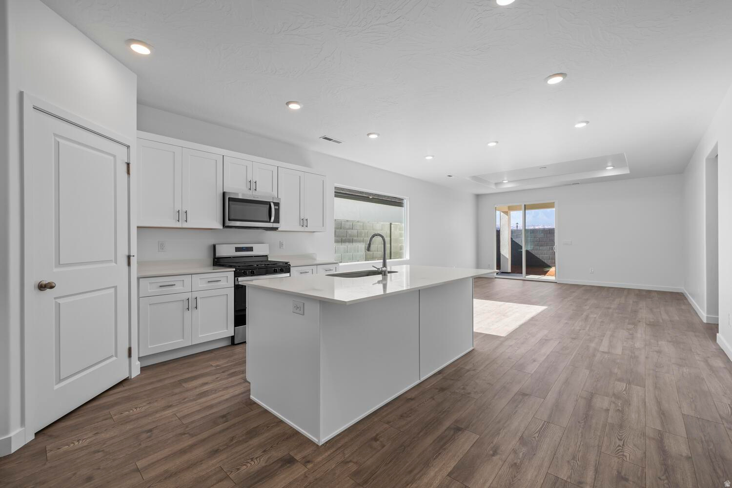 LONG VALLEY - Residential