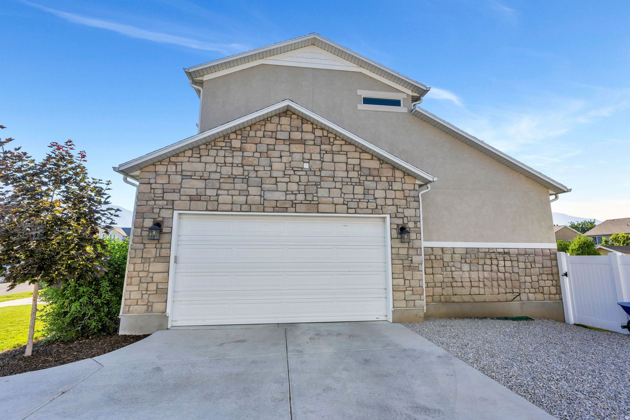 JESSIES BROOK - Residential