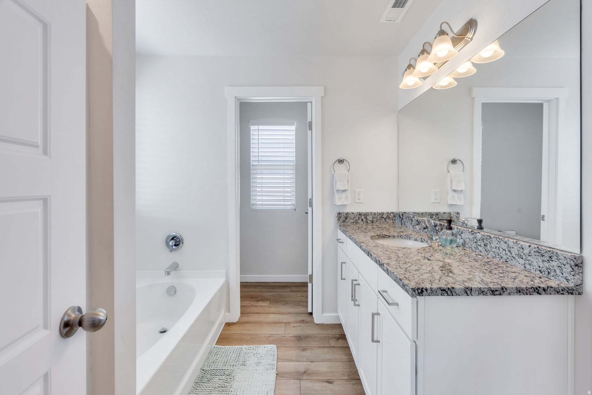 JESSIES BROOK - Residential