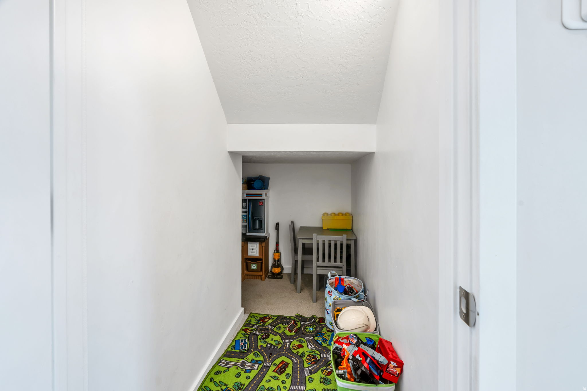 JESSIES BROOK - Residential