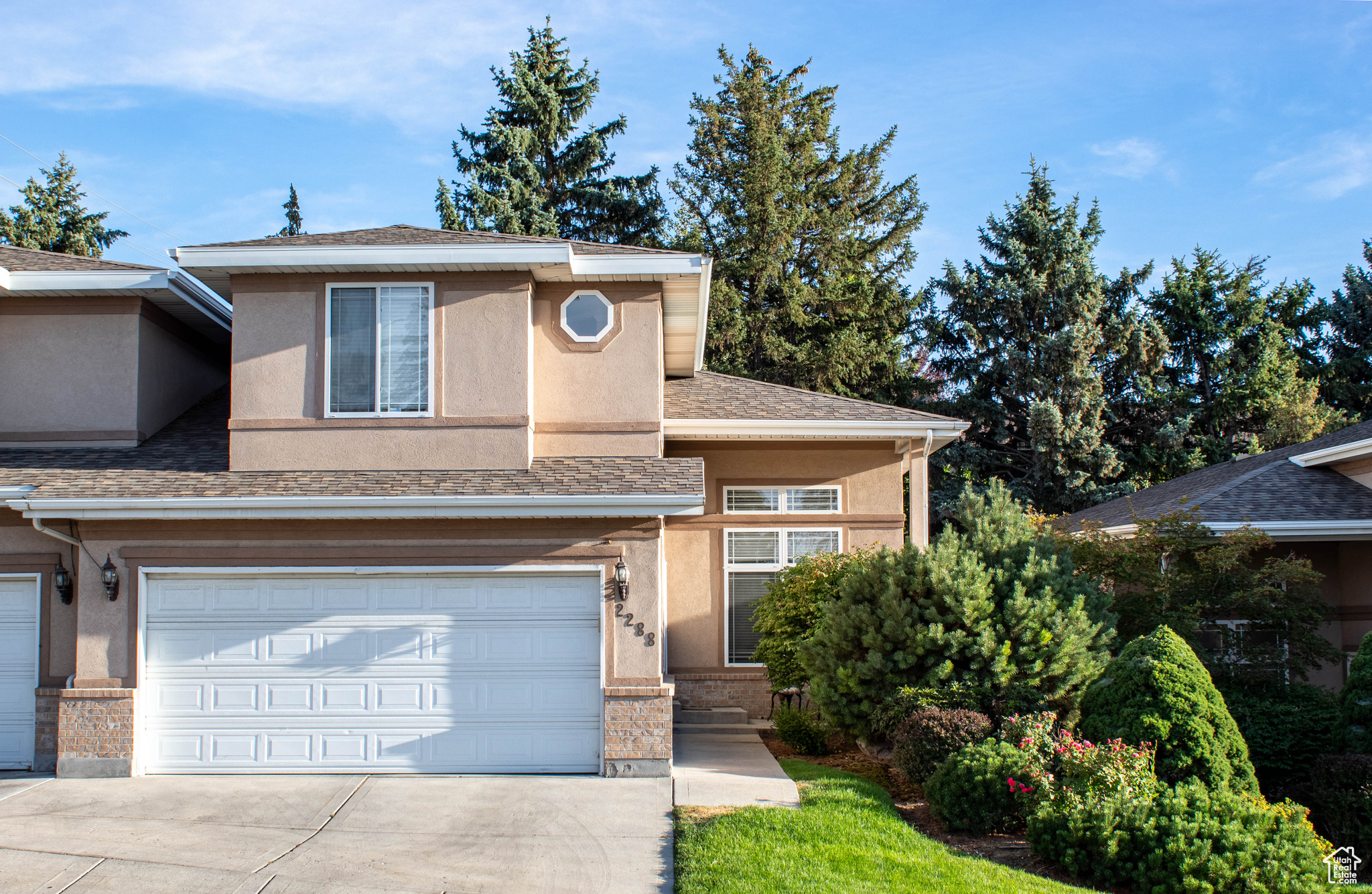 EMERALD HEIGHTS - Residential