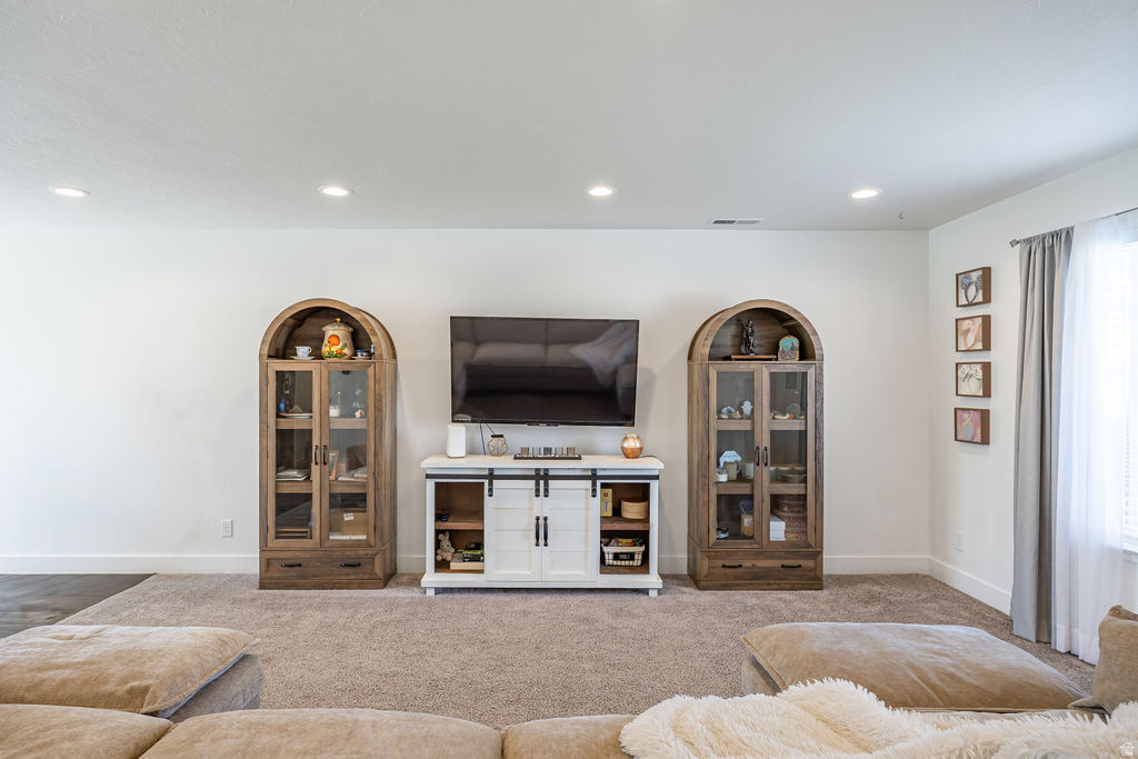 ZOLLINGER ACRES - Residential