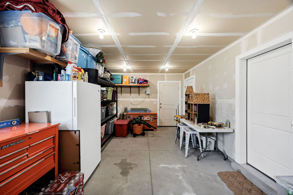 ZOLLINGER ACRES - Residential