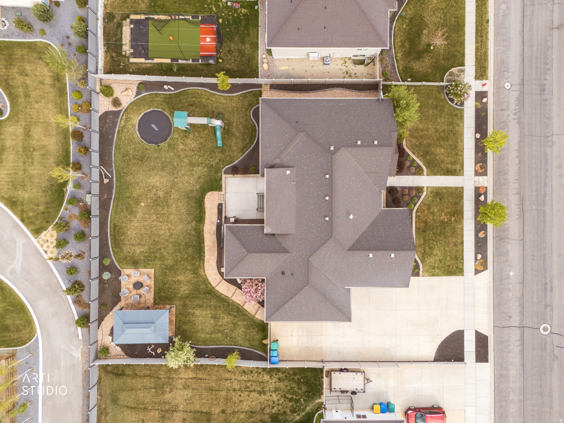 IRON FLATS - Residential