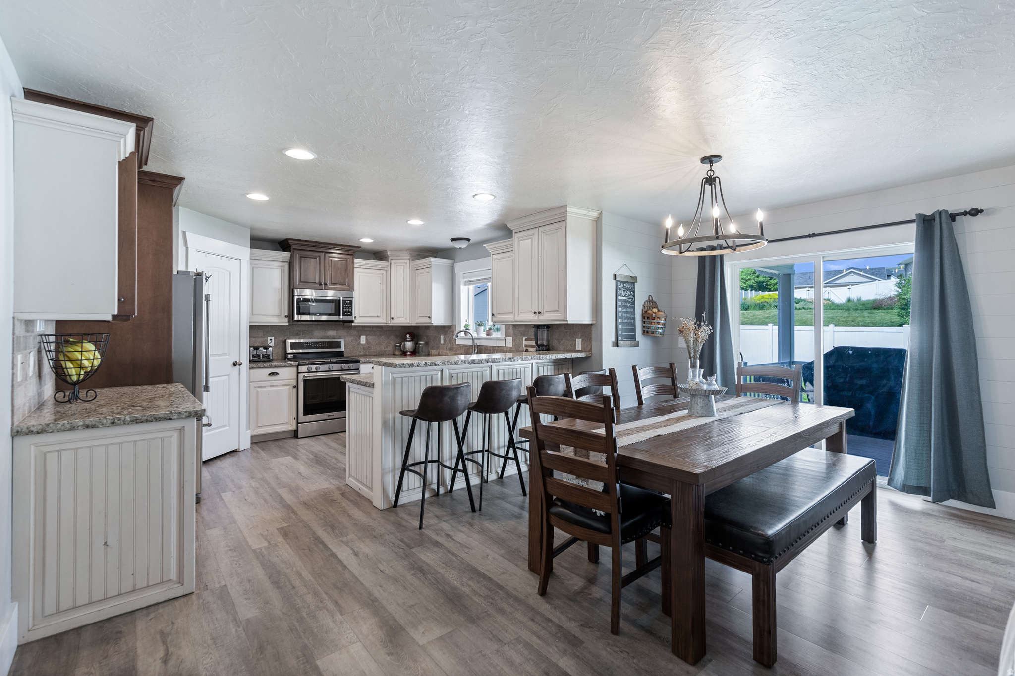 CHERRY CREEK HEIGHTS - Residential
