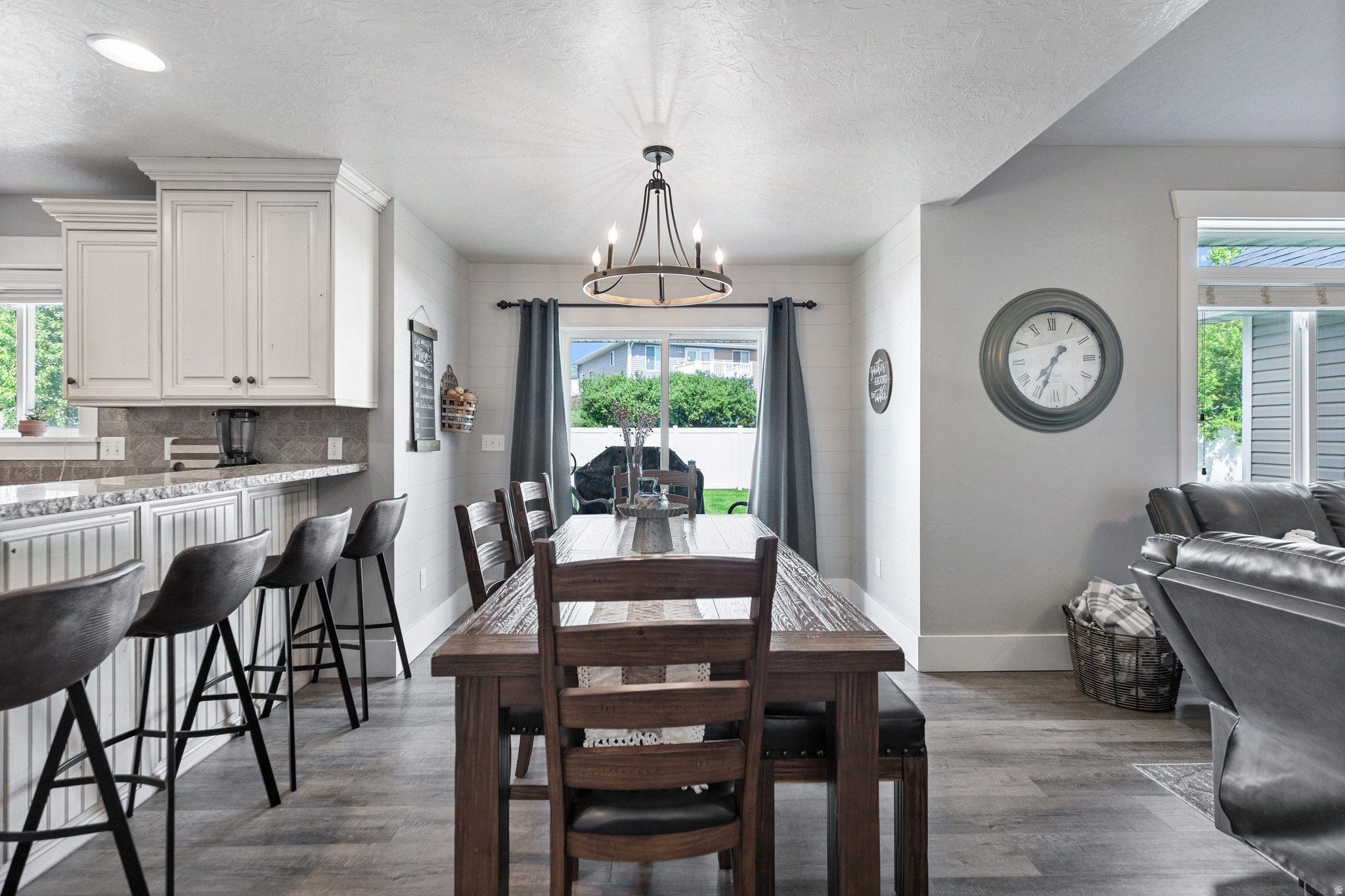 CHERRY CREEK HEIGHTS - Residential