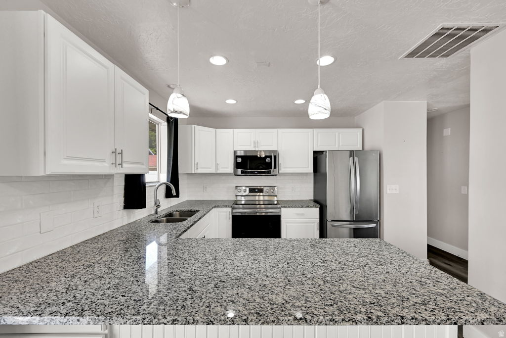 MEADOW CROSSING - Residential