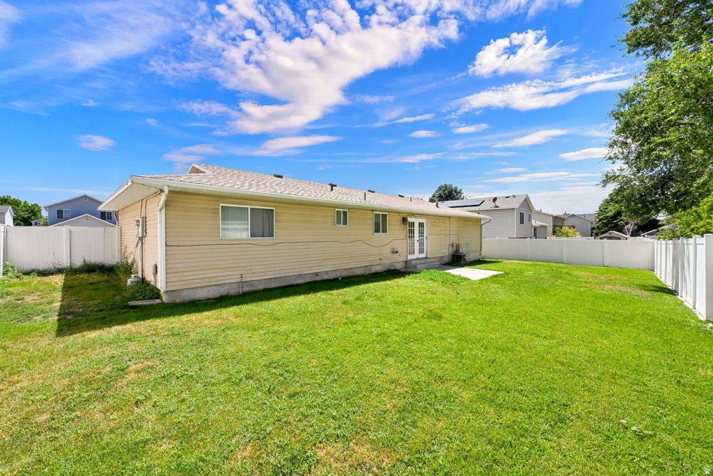 MEADOW CROSSING - Residential