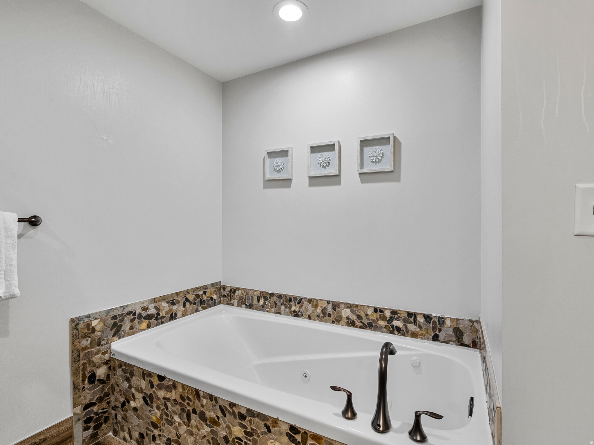 SUNDIAL LODGE - Residential
