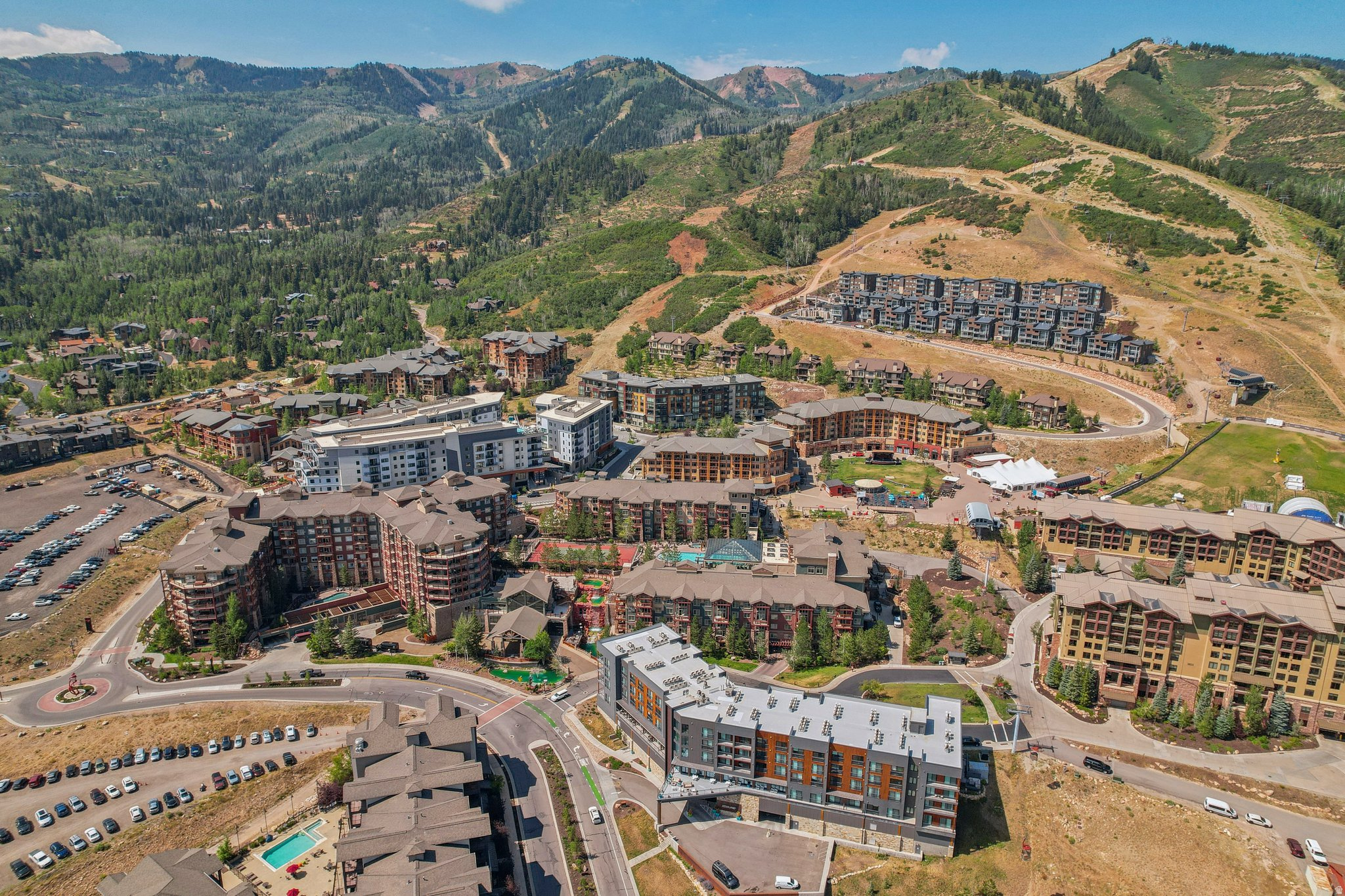 SUNDIAL LODGE - Residential