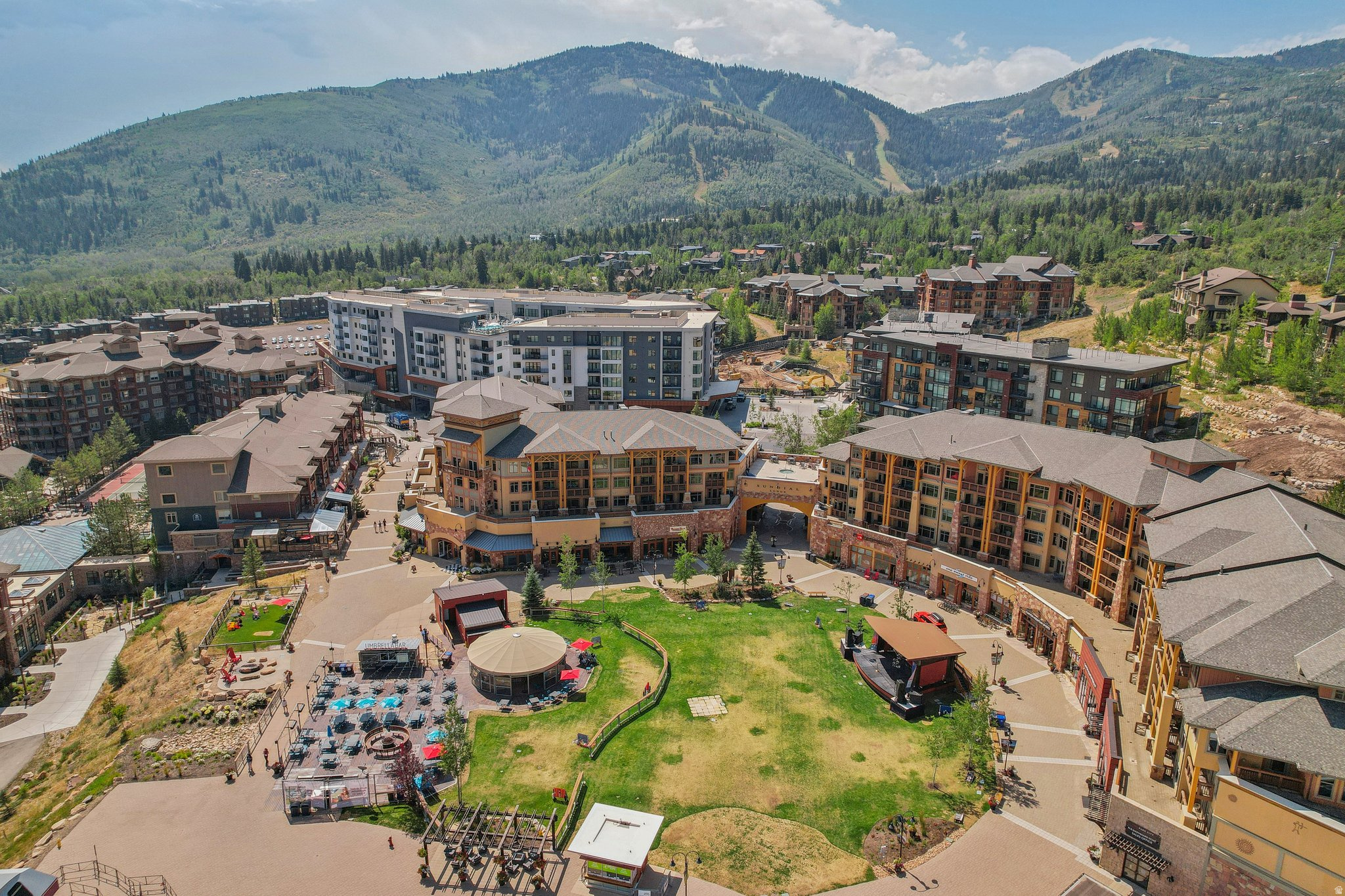 SUNDIAL LODGE - Residential