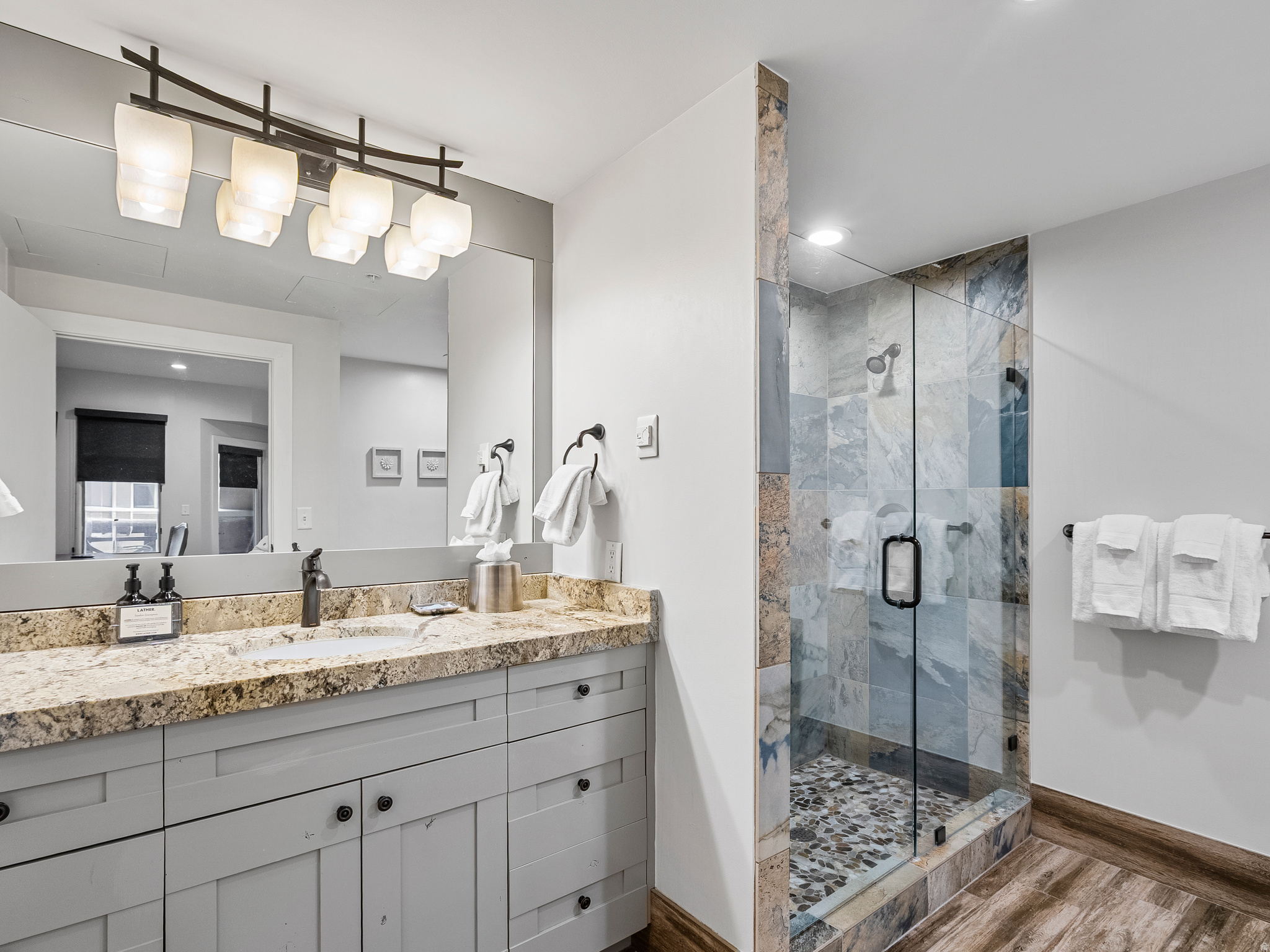 SUNDIAL LODGE - Residential