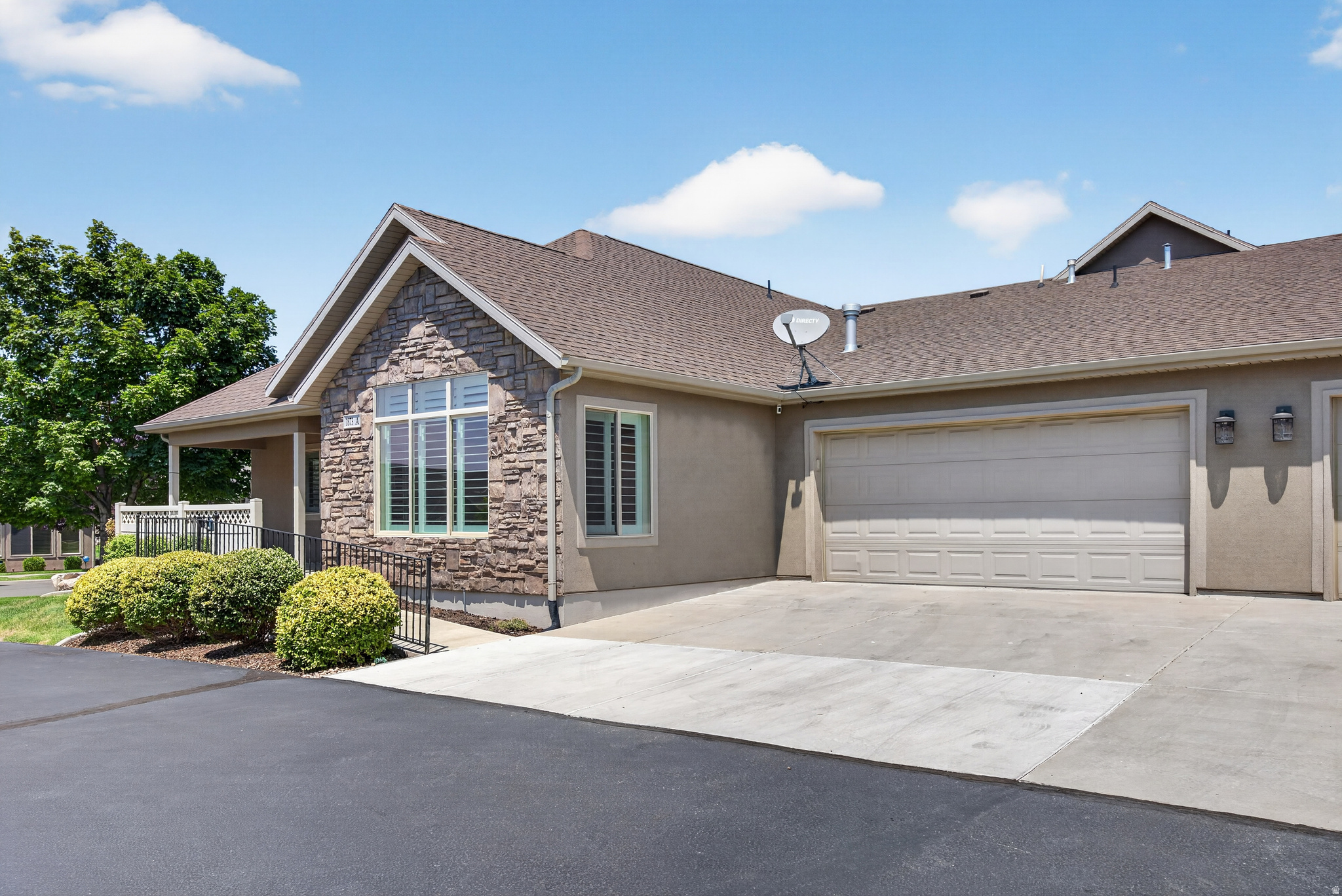 SUNSET VILLAS - Residential