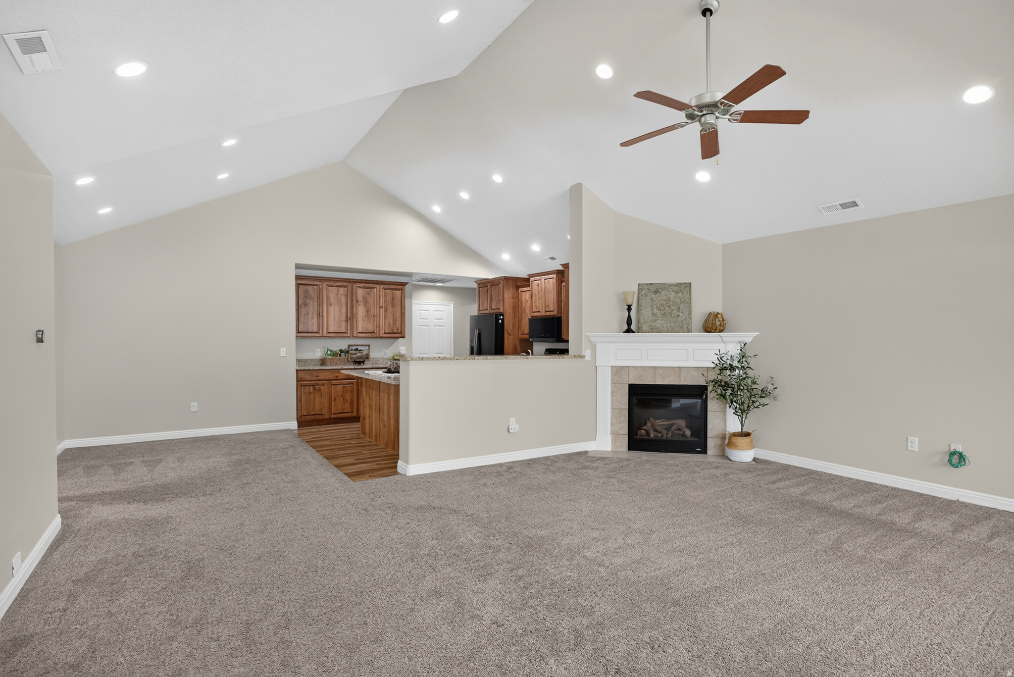 SUNSET VILLAS - Residential
