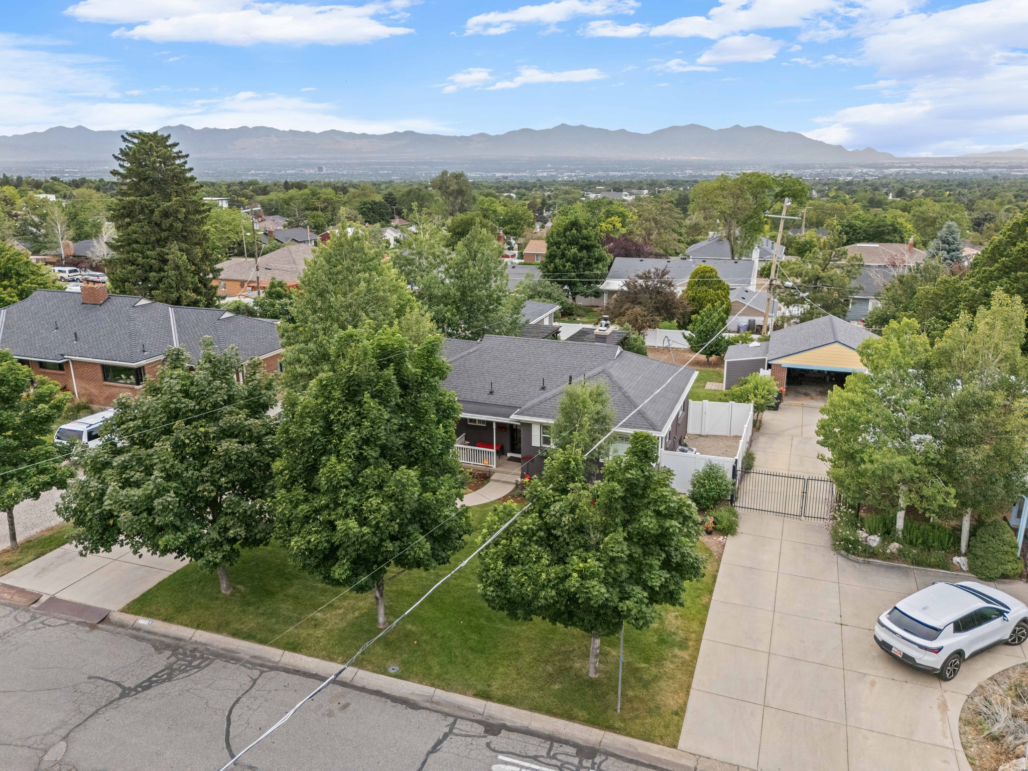 CANYON RIM - Residential