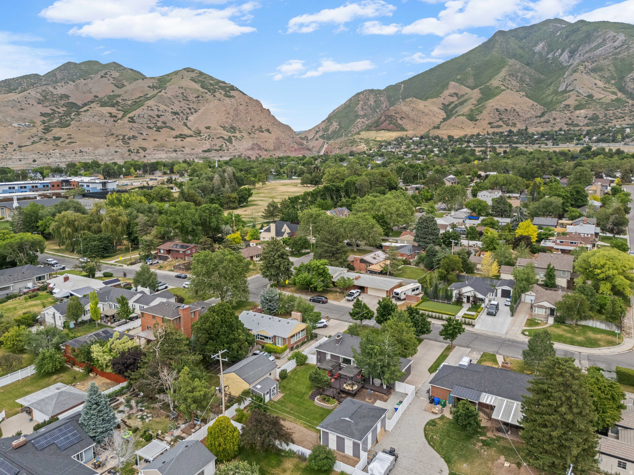 CANYON RIM - Residential