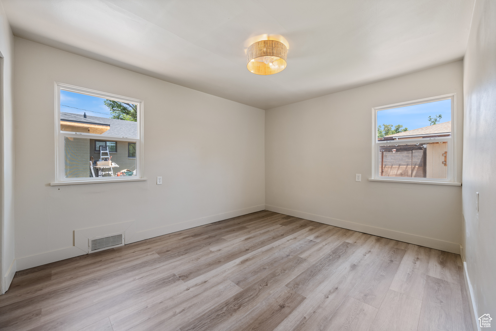 ST GEORGE TOWNSITE - Residential