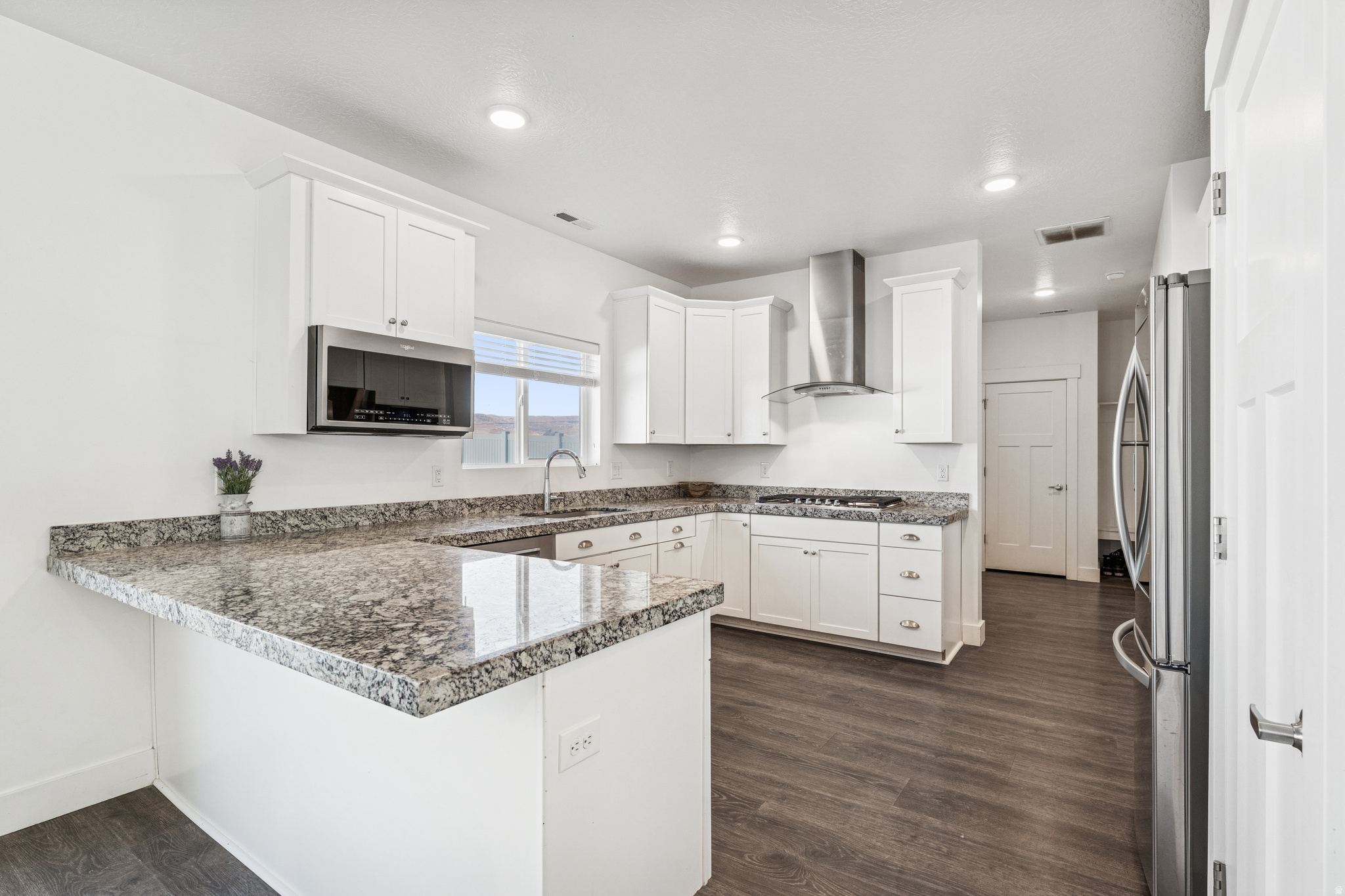 BROOKSIDE - Residential
