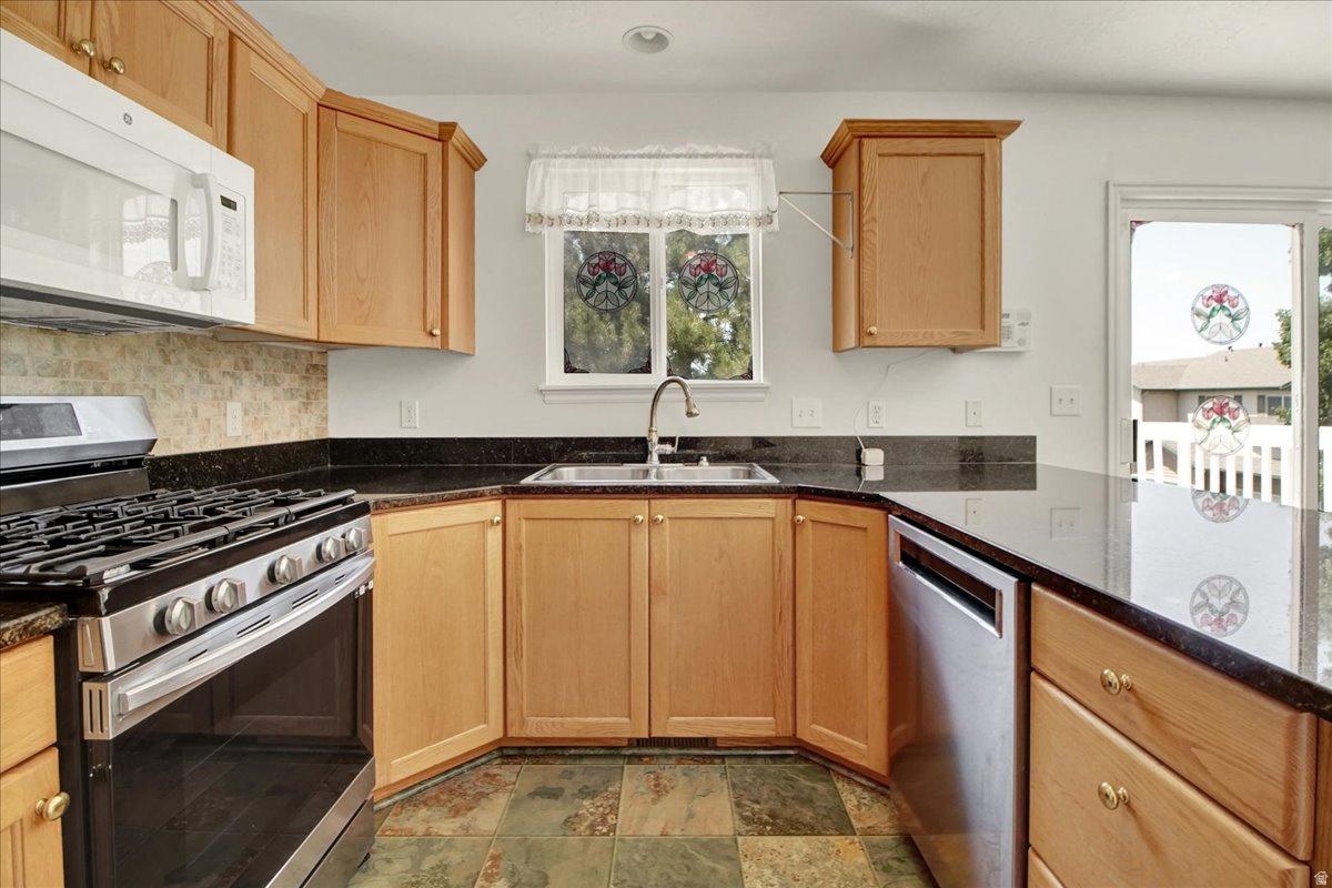 VILLAGE OF MTN ROAD - Residential