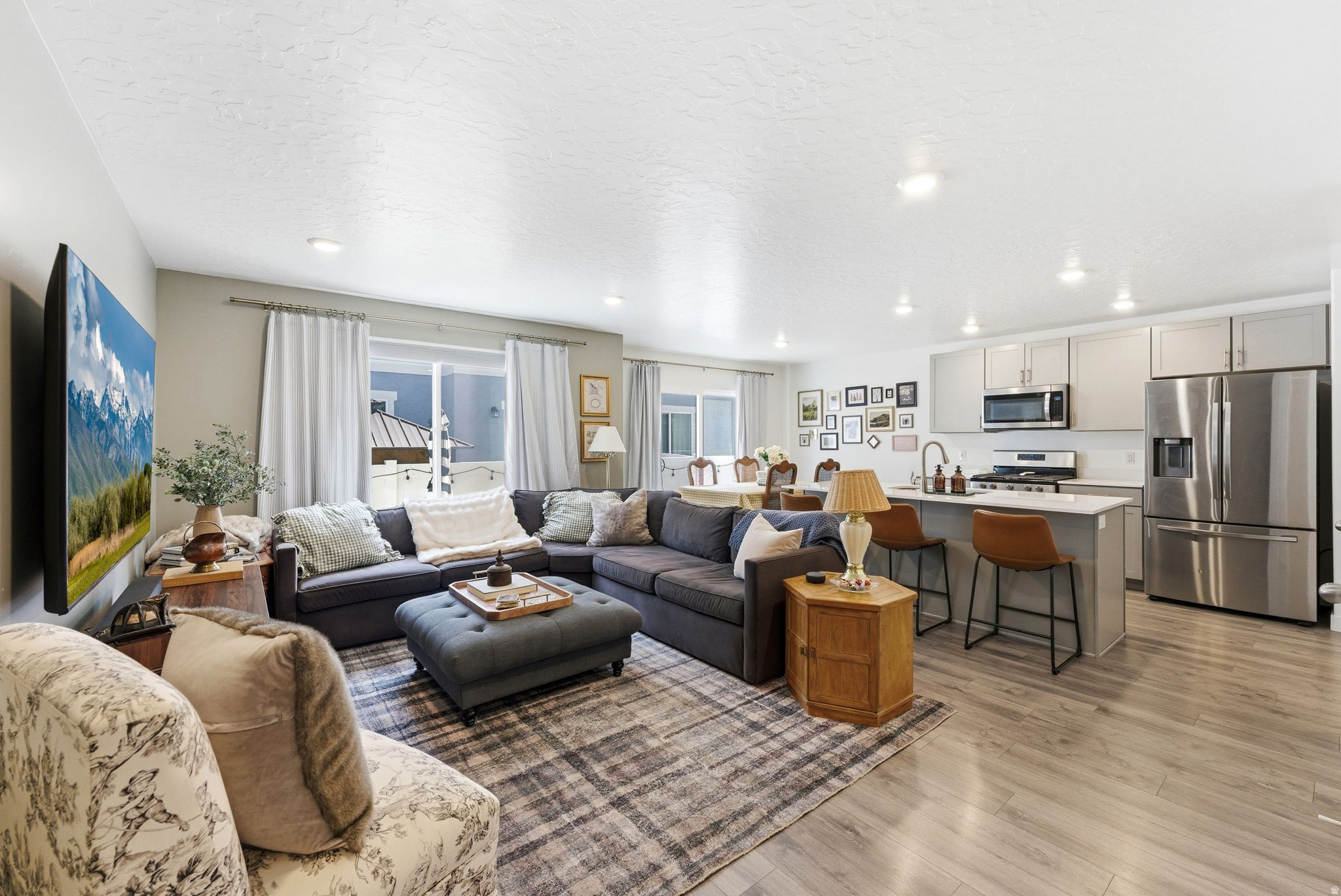 NORTHSHORE - Residential