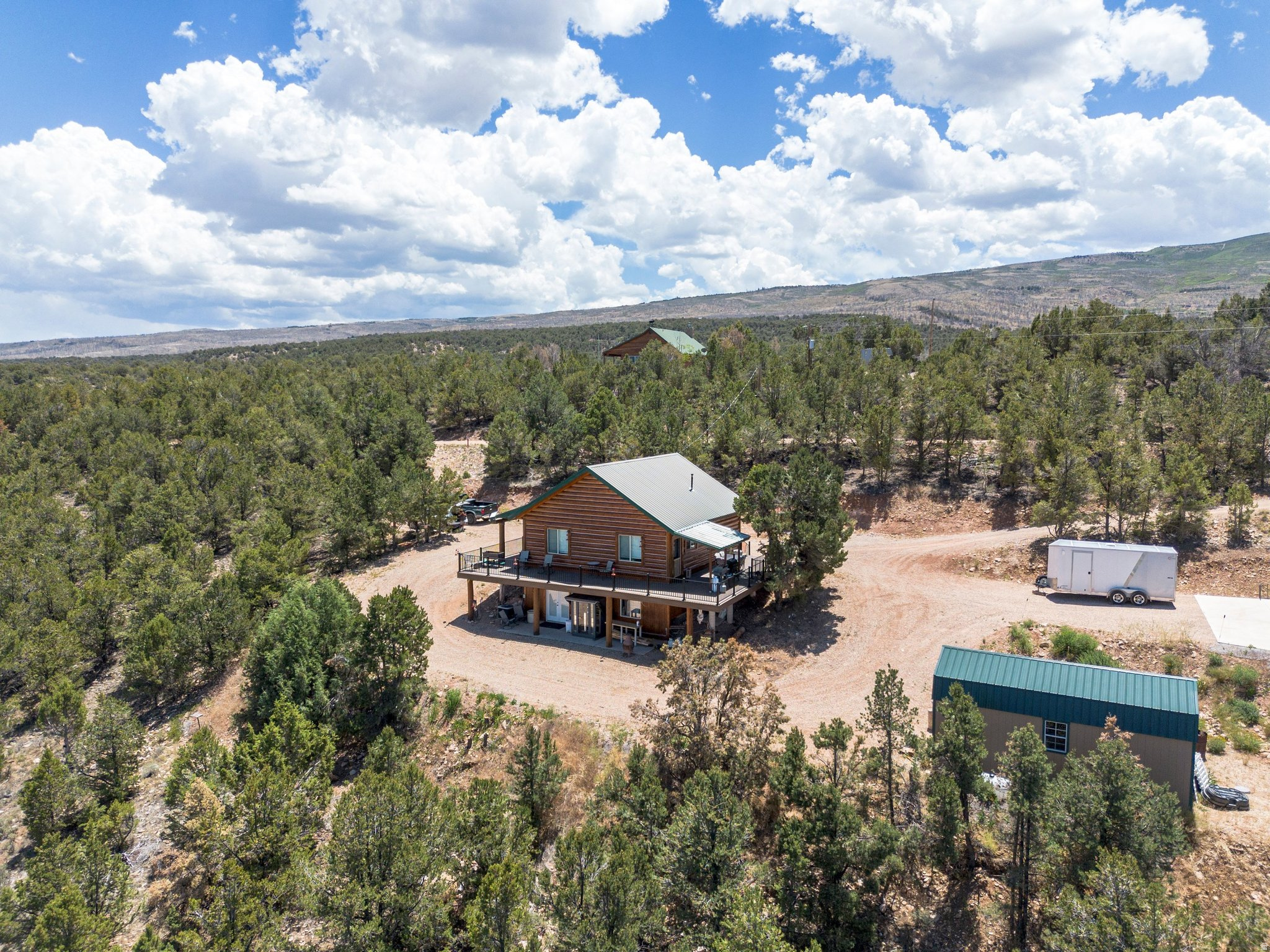 VALLE DEL PADRES - Residential