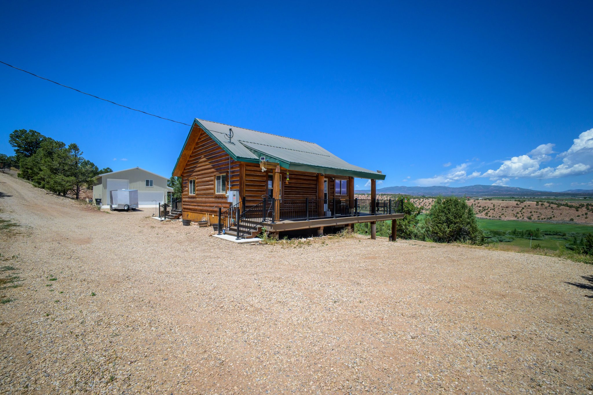 VALLE DEL PADRES - Residential