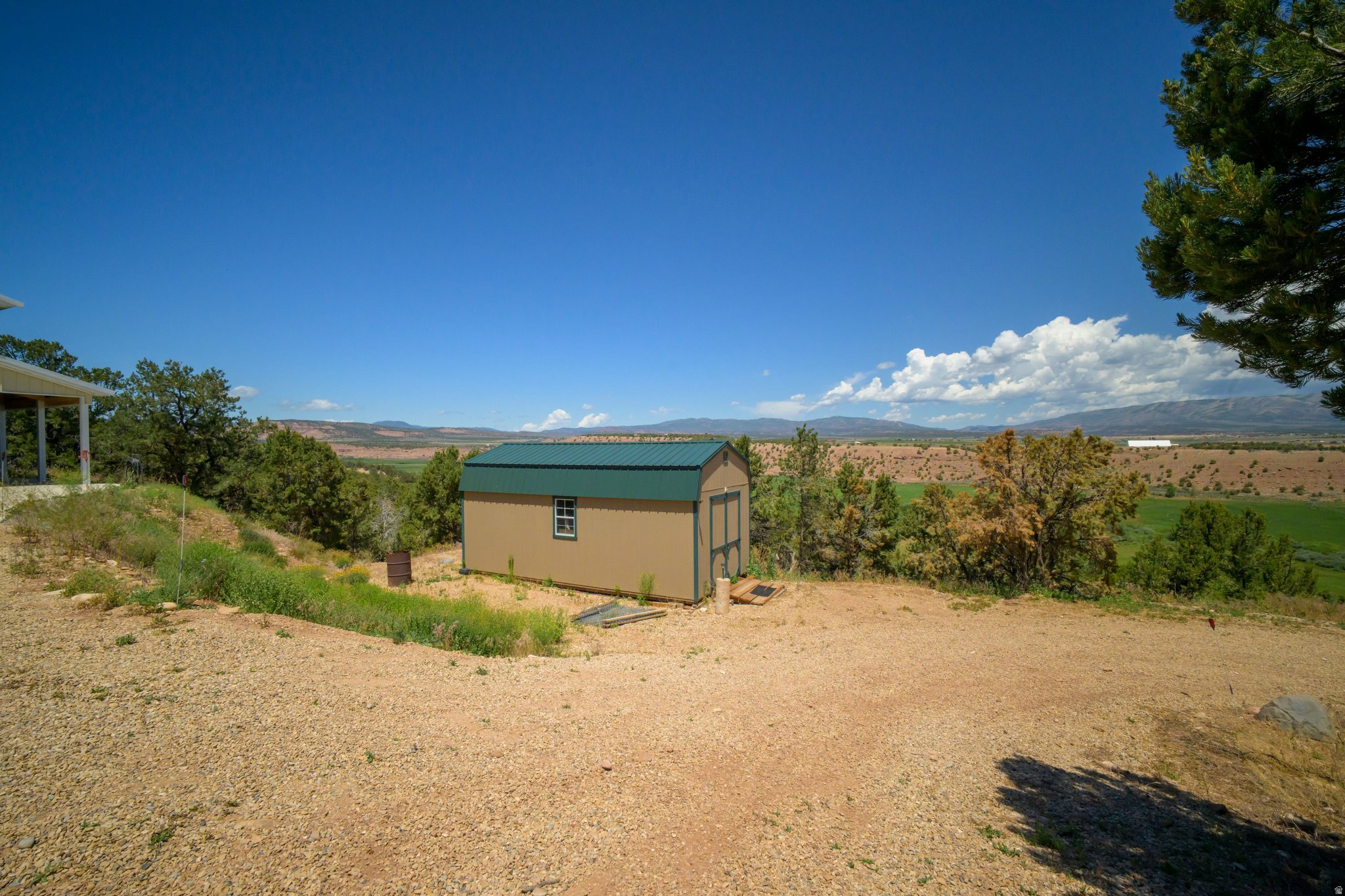 VALLE DEL PADRES - Residential