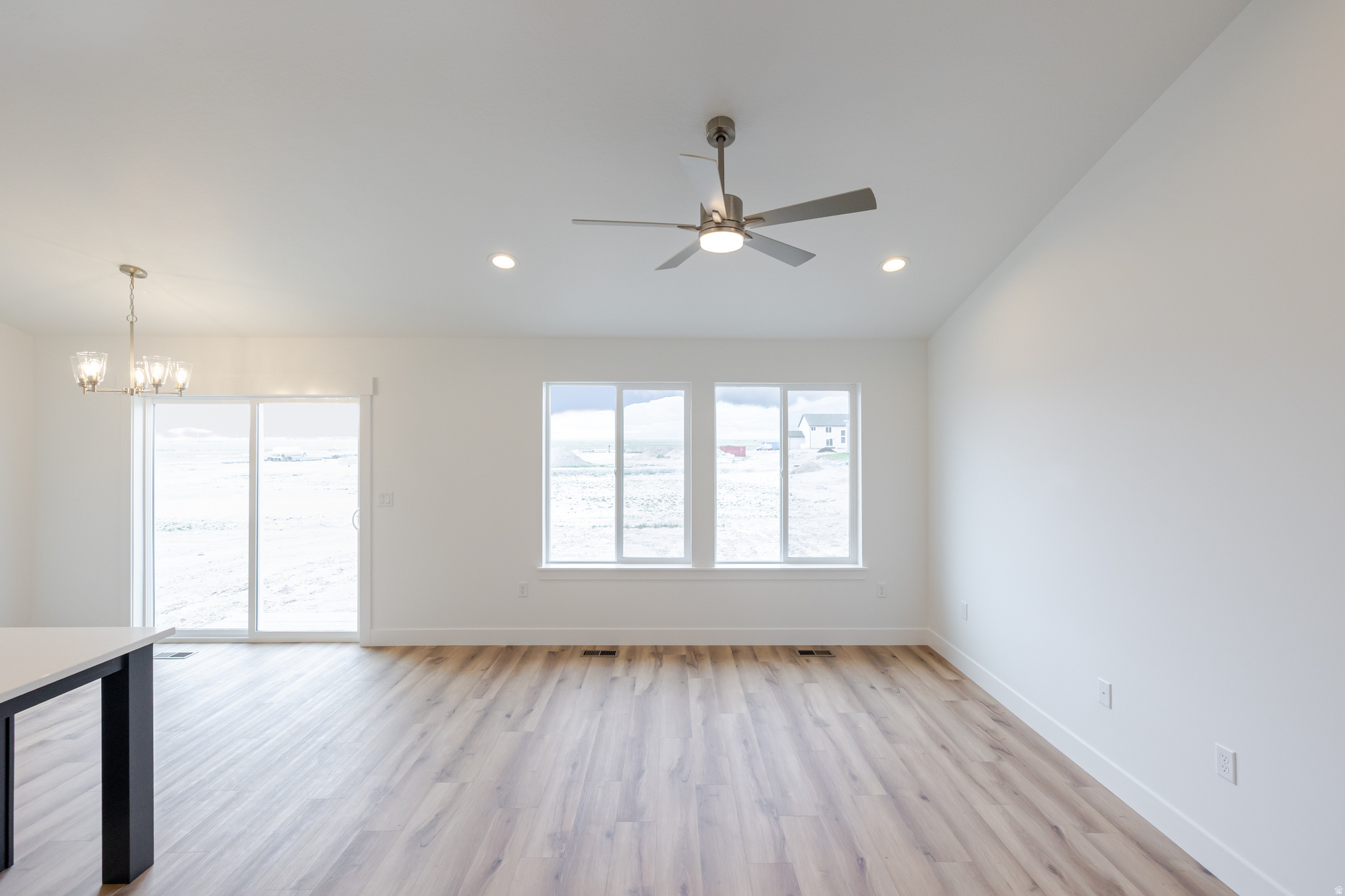 ROSE RANCH - Residential