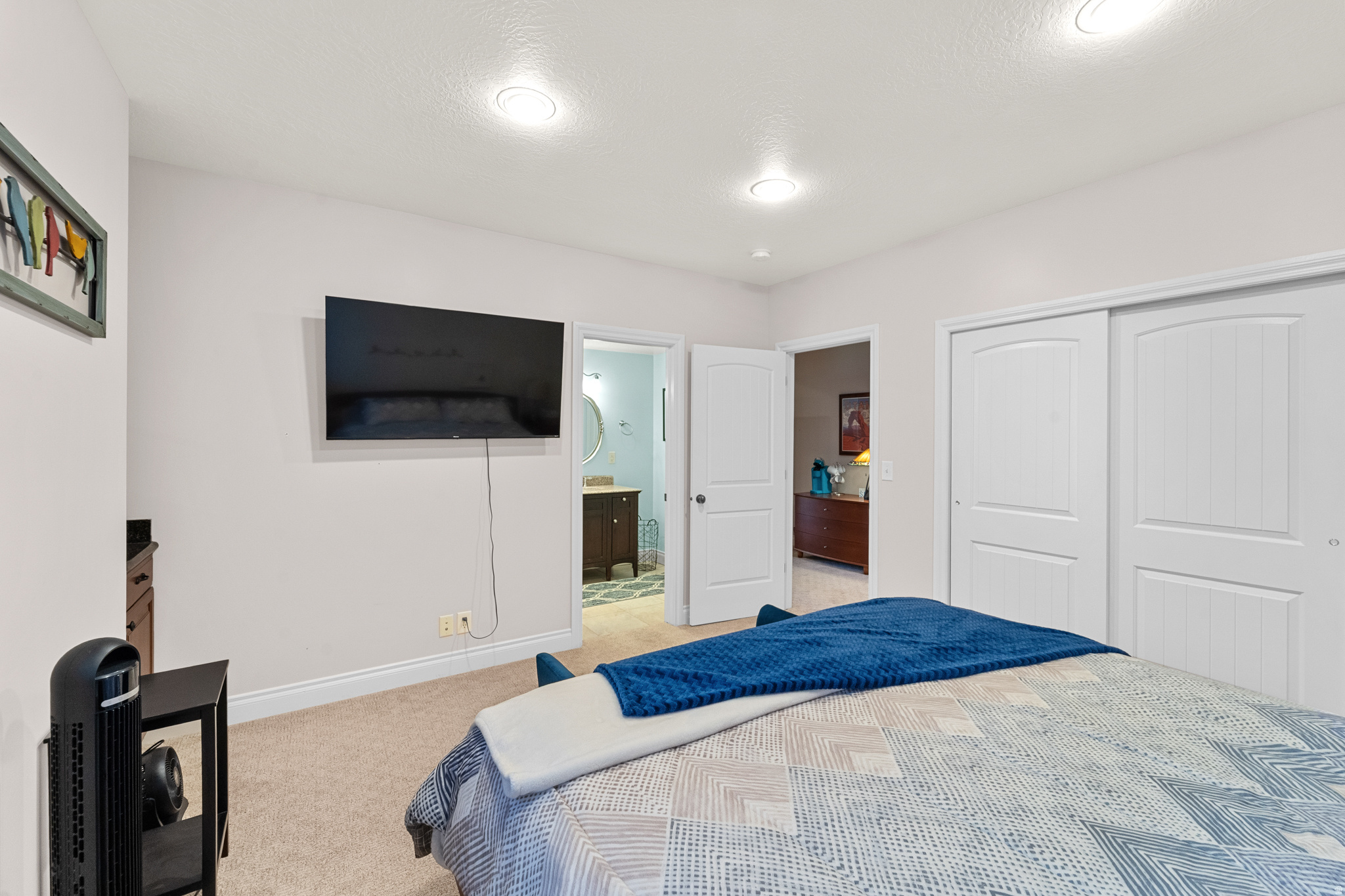 VILLAGE ON DIMPLE DELL CONDO - Residential