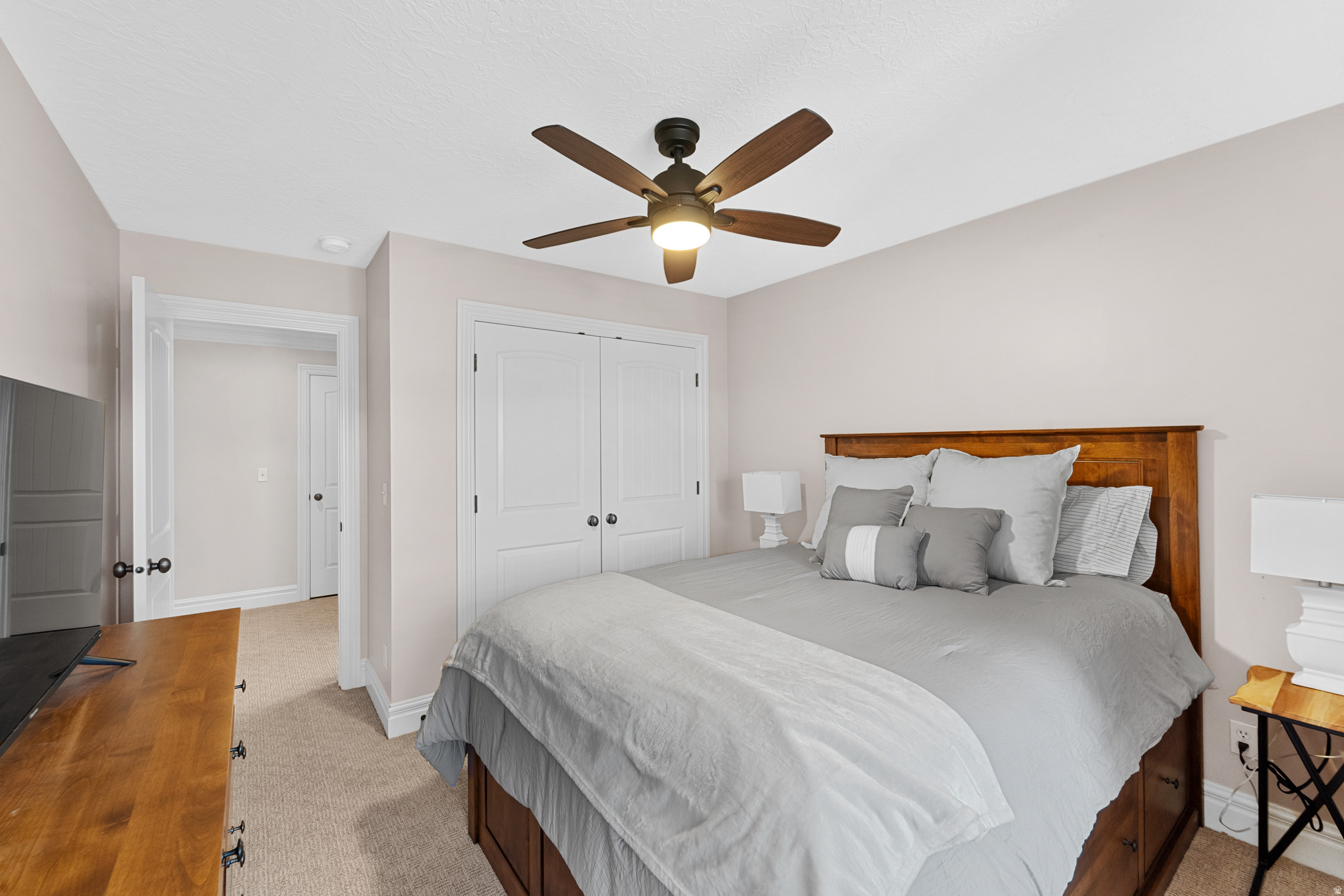 VILLAGE ON DIMPLE DELL CONDO - Residential
