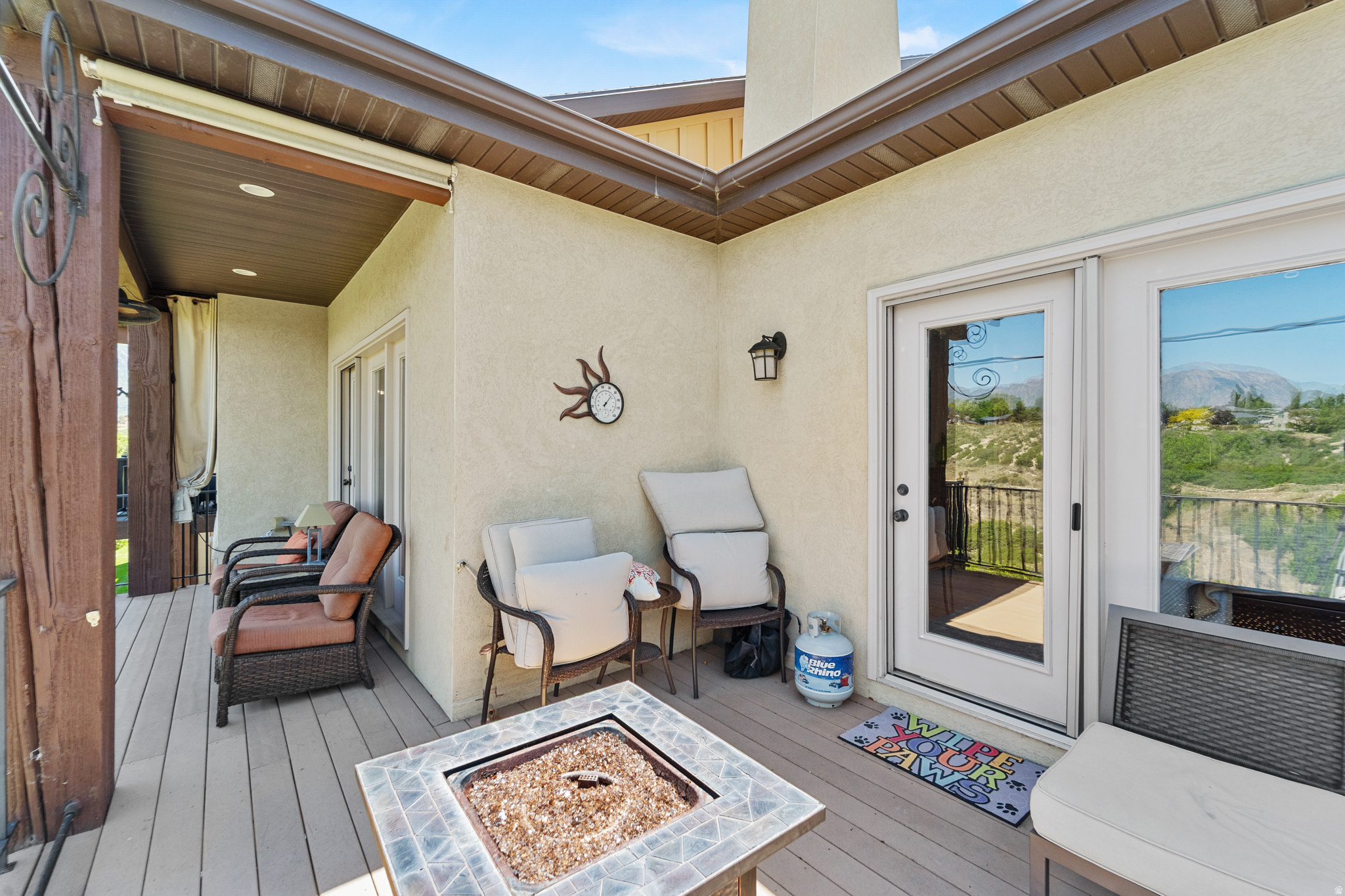 VILLAGE ON DIMPLE DELL CONDO - Residential