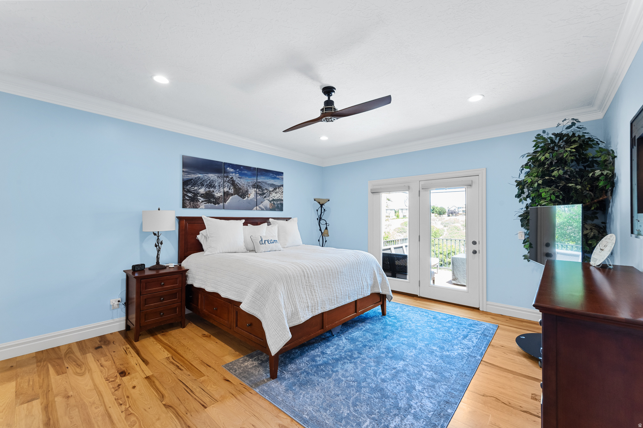 VILLAGE ON DIMPLE DELL CONDO - Residential