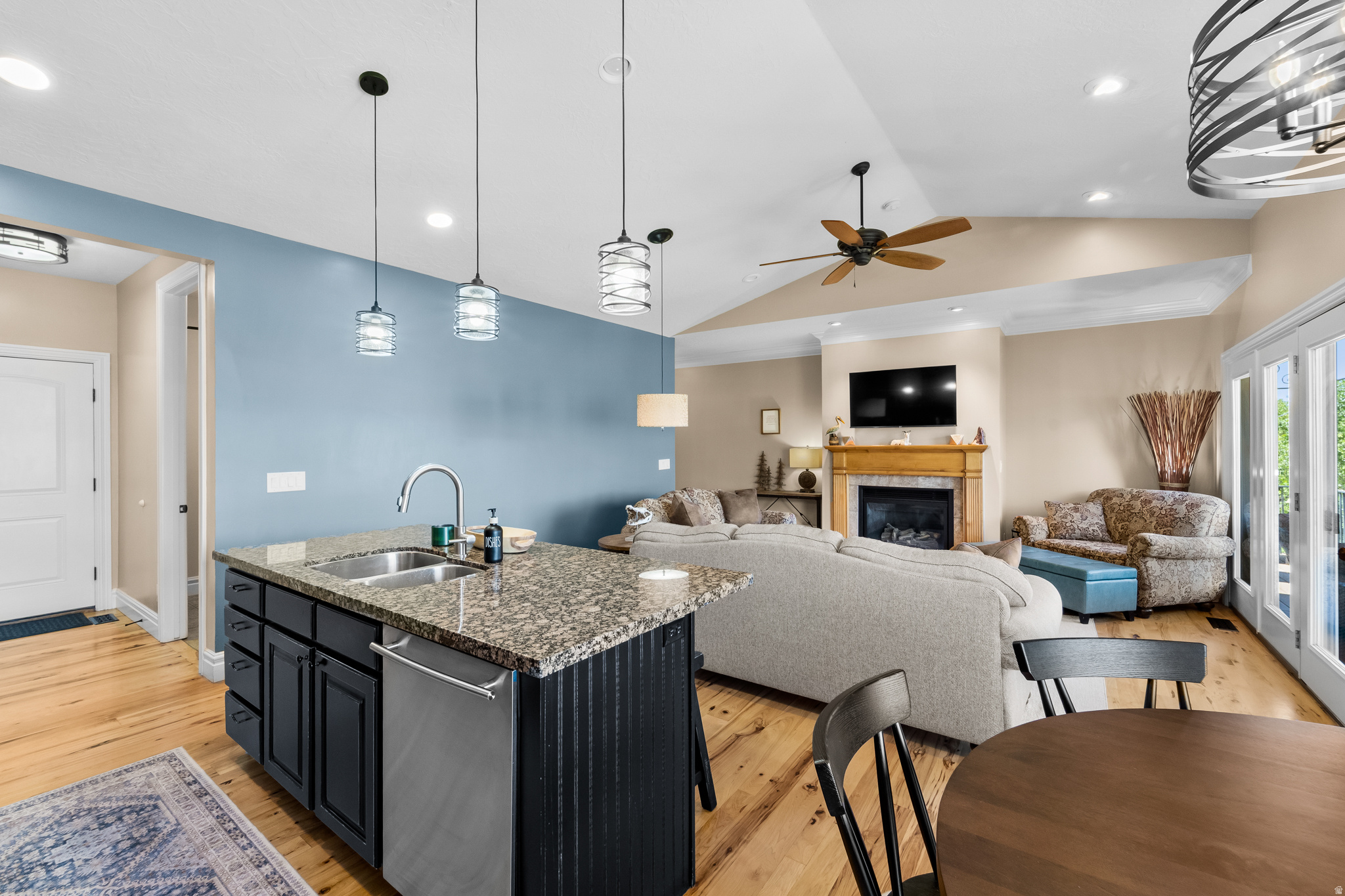 VILLAGE ON DIMPLE DELL CONDO - Residential