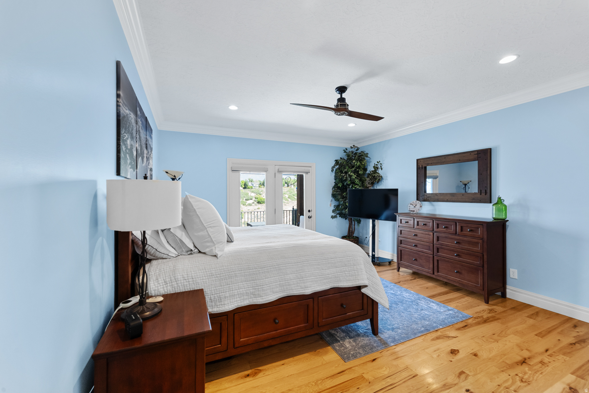 VILLAGE ON DIMPLE DELL CONDO - Residential