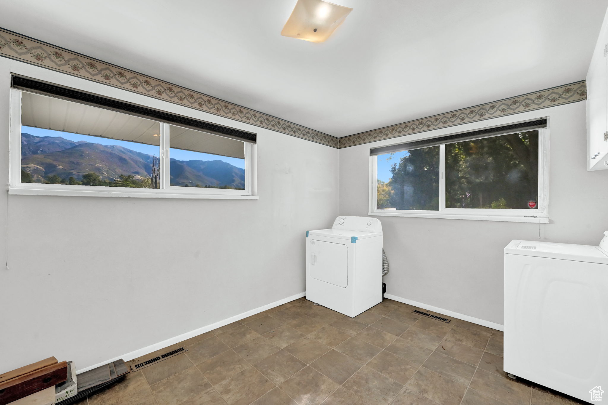 BEN LOMOND HEIGHTS - Residential