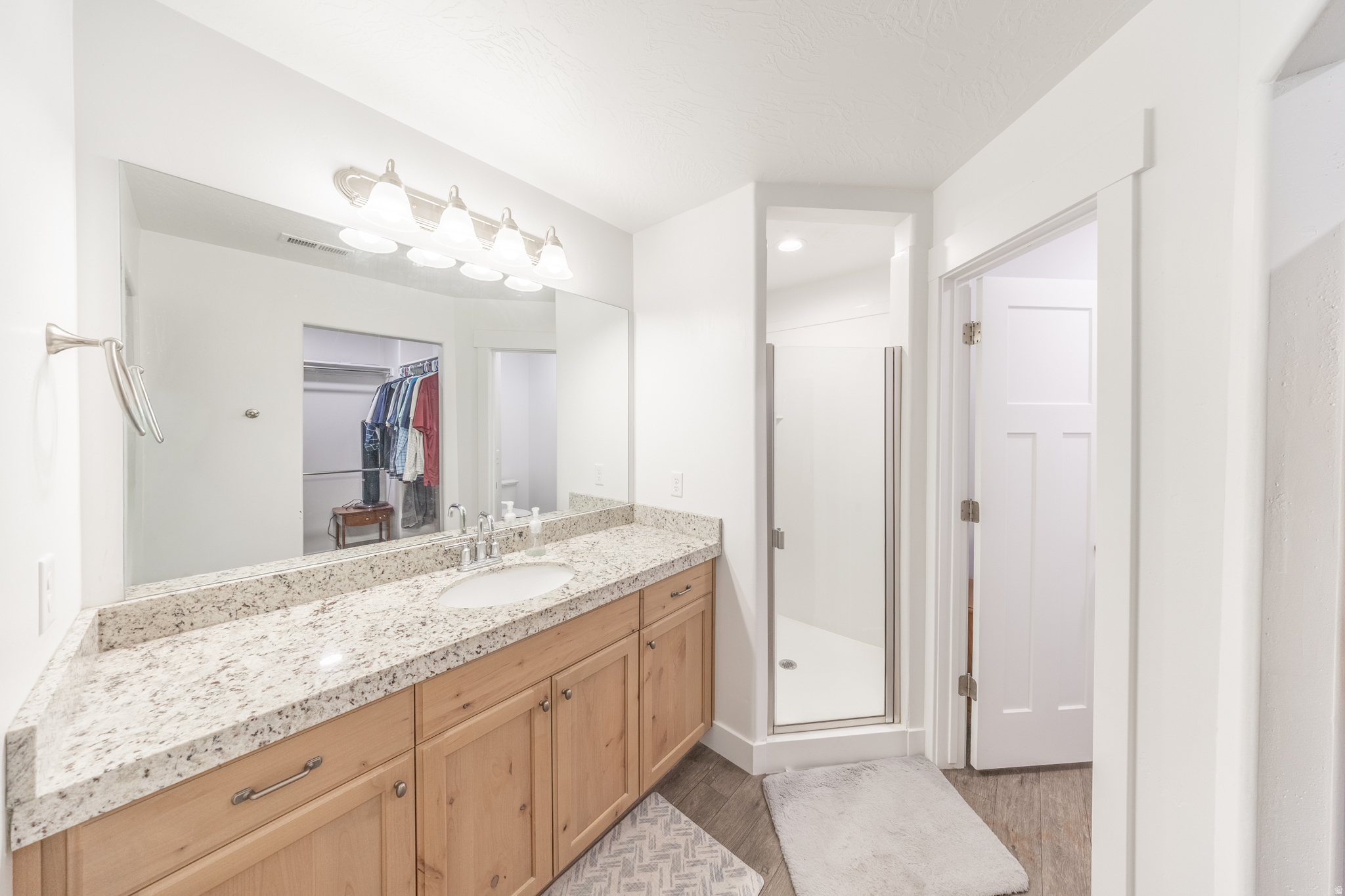 SILVERLAKE - Residential