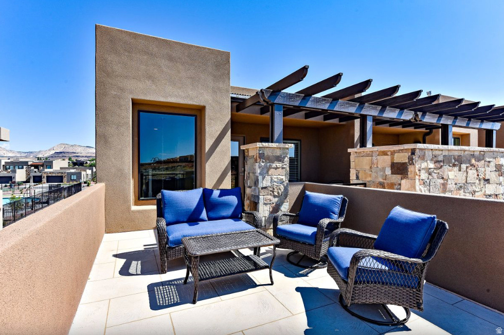 ESCAPES AT THE LEDGES 6 - Residential
