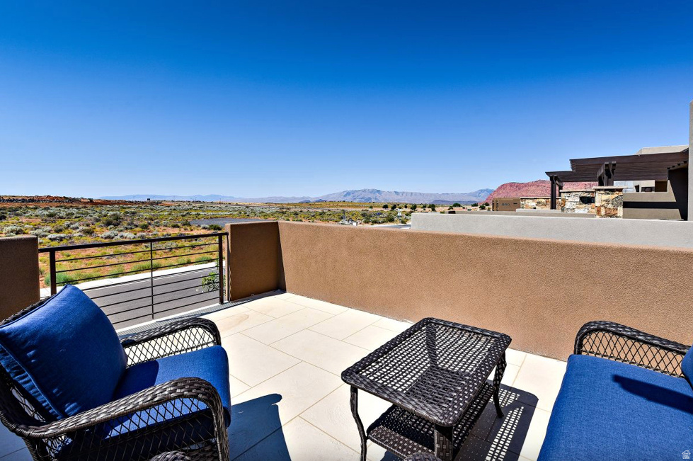 ESCAPES AT THE LEDGES 6 - Residential
