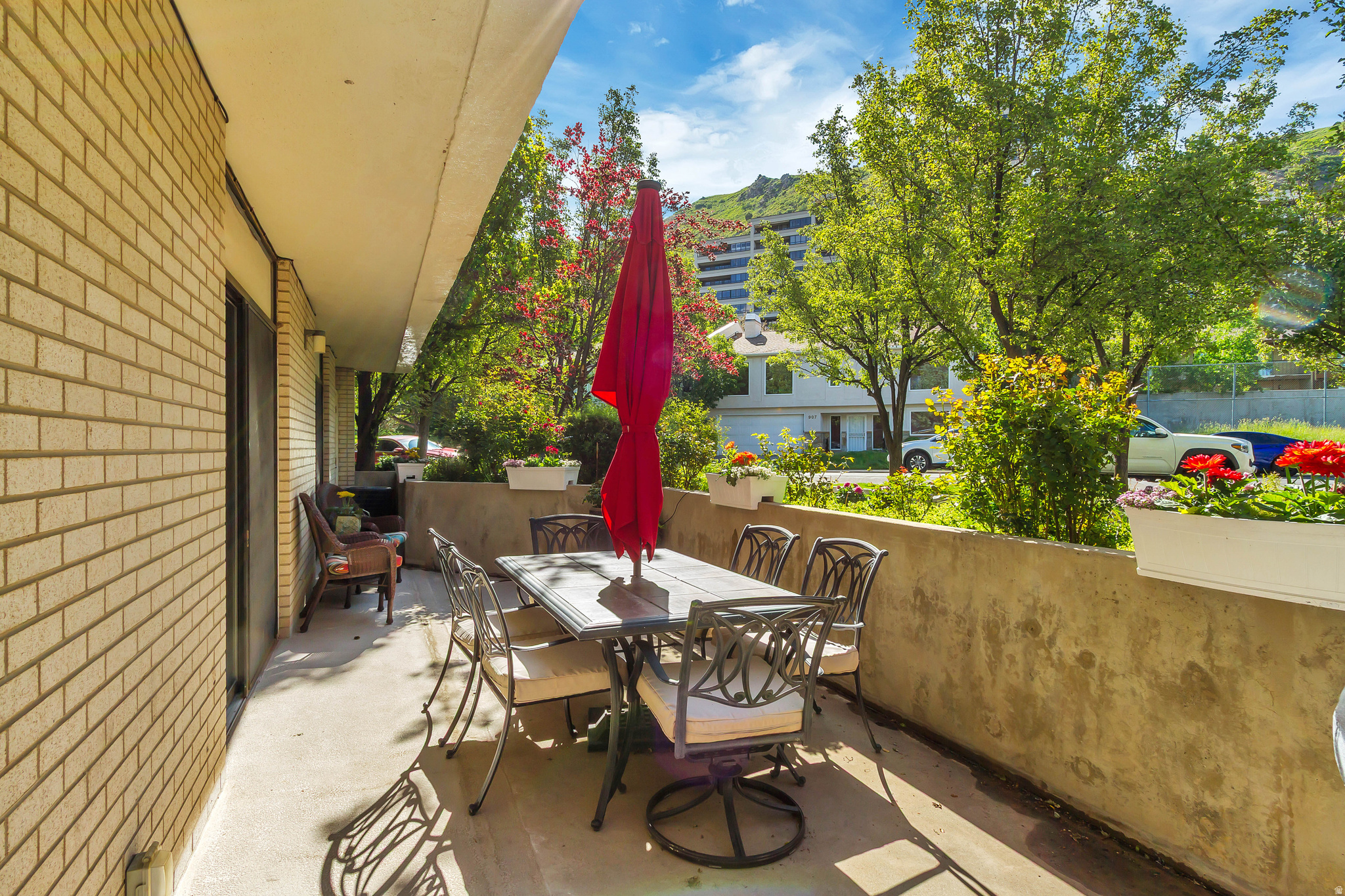 OAK CREST GA - Residential