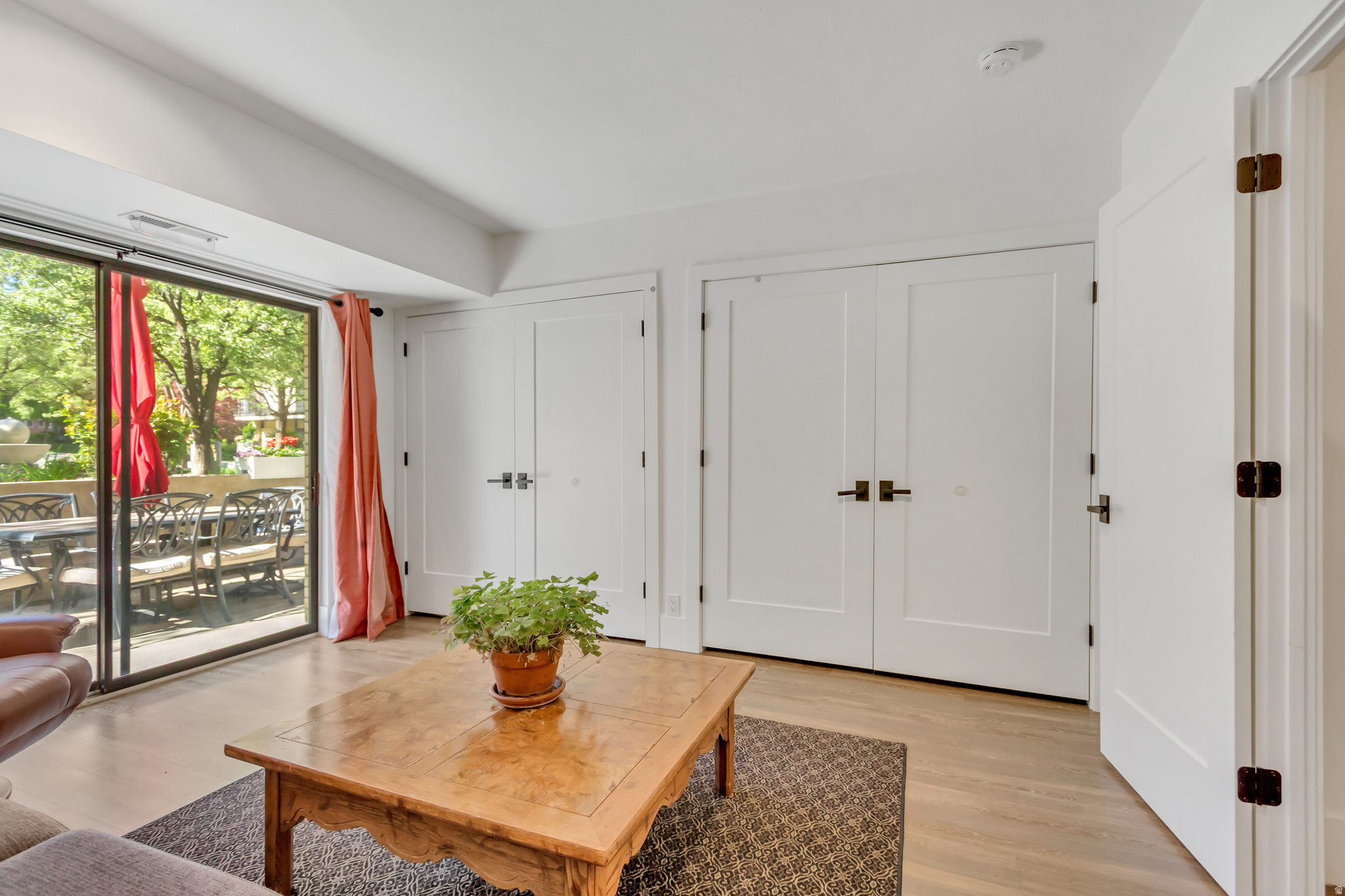 OAK CREST GA - Residential