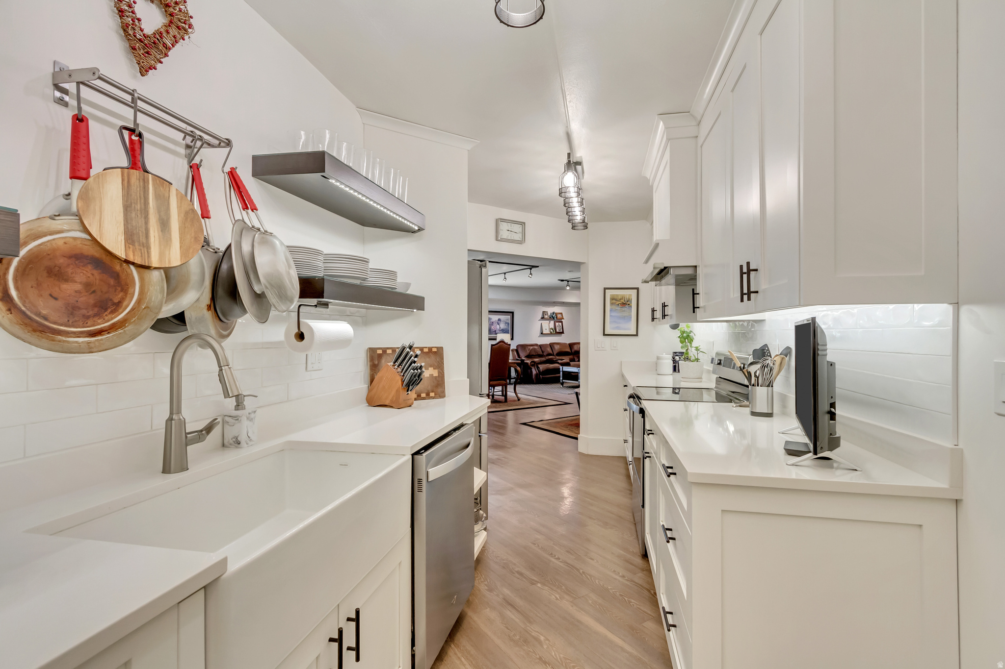OAK CREST GA - Residential