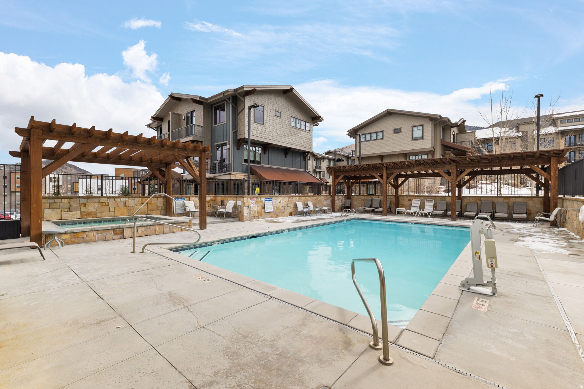 RESIDENCES AT BLACKSTONE PUD - Residential