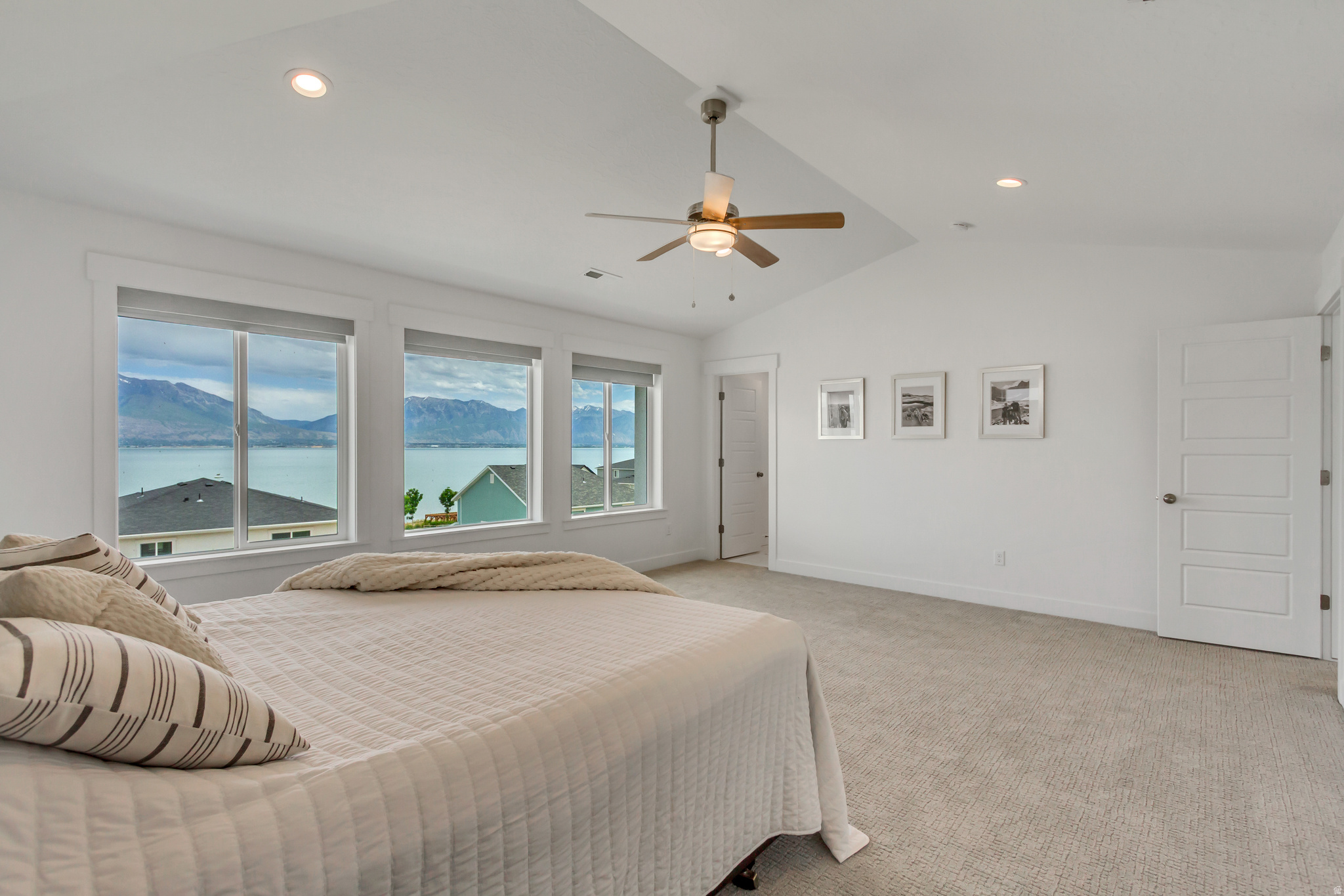 MALLARD BAY - Residential