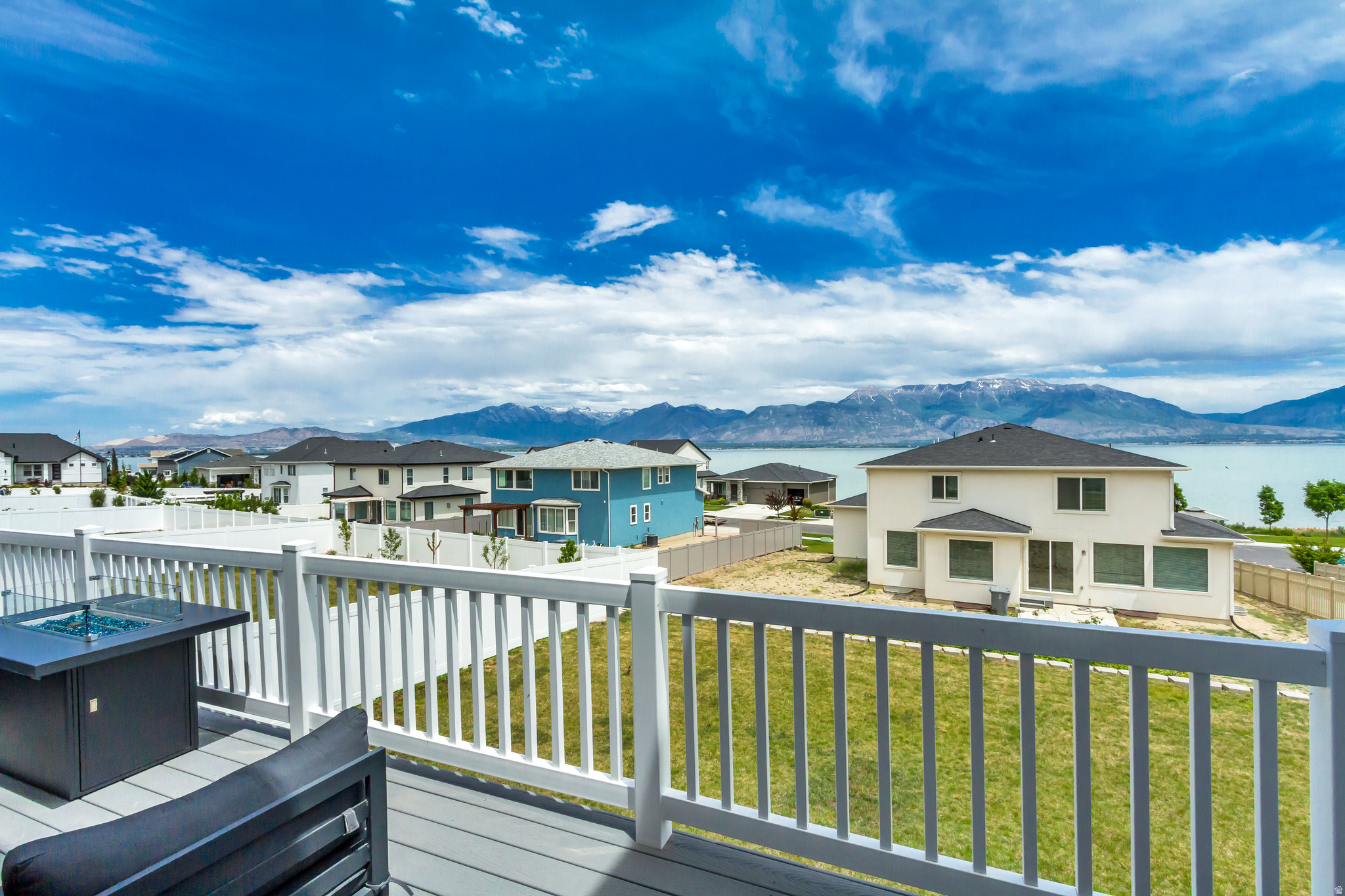 MALLARD BAY - Residential