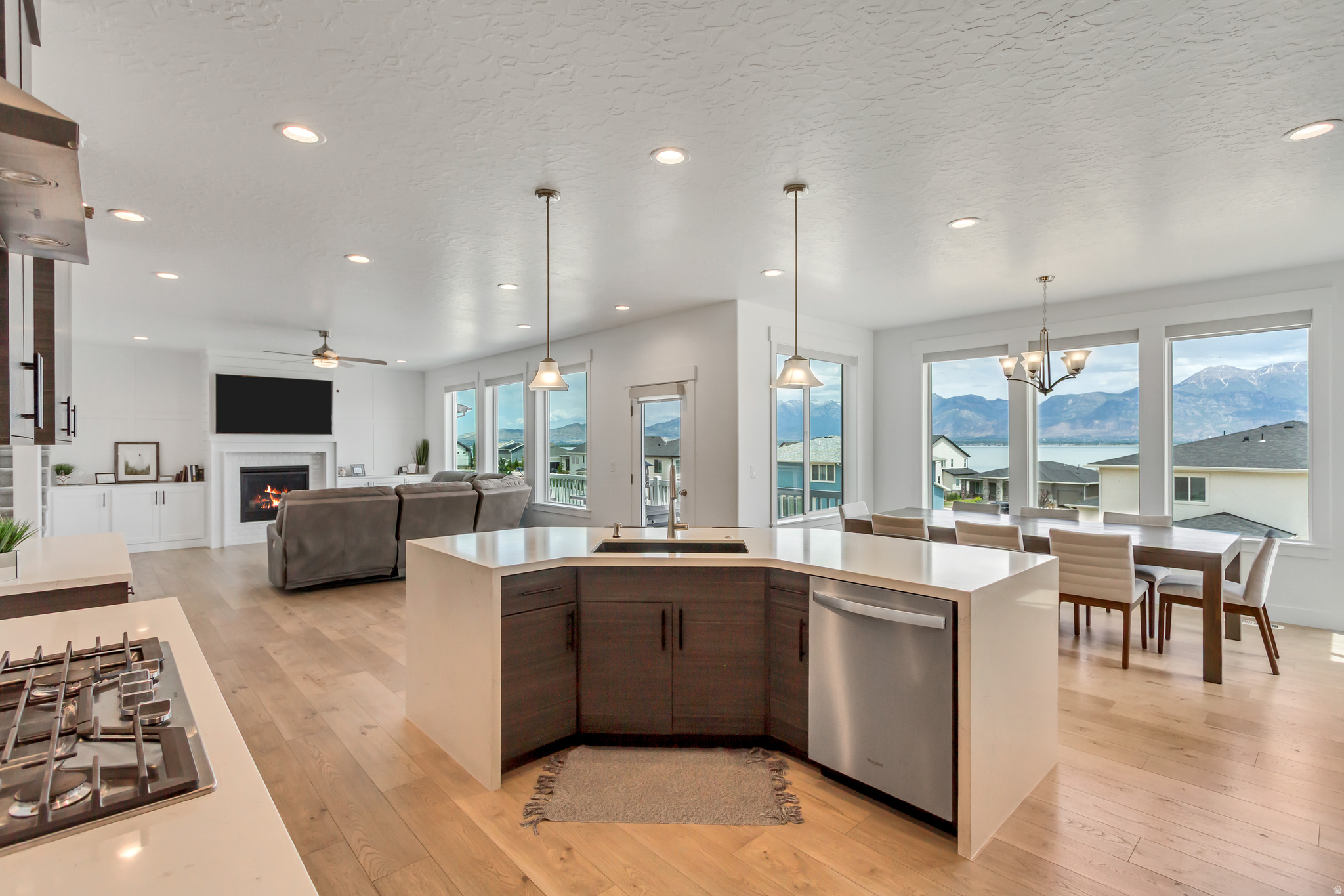 MALLARD BAY - Residential