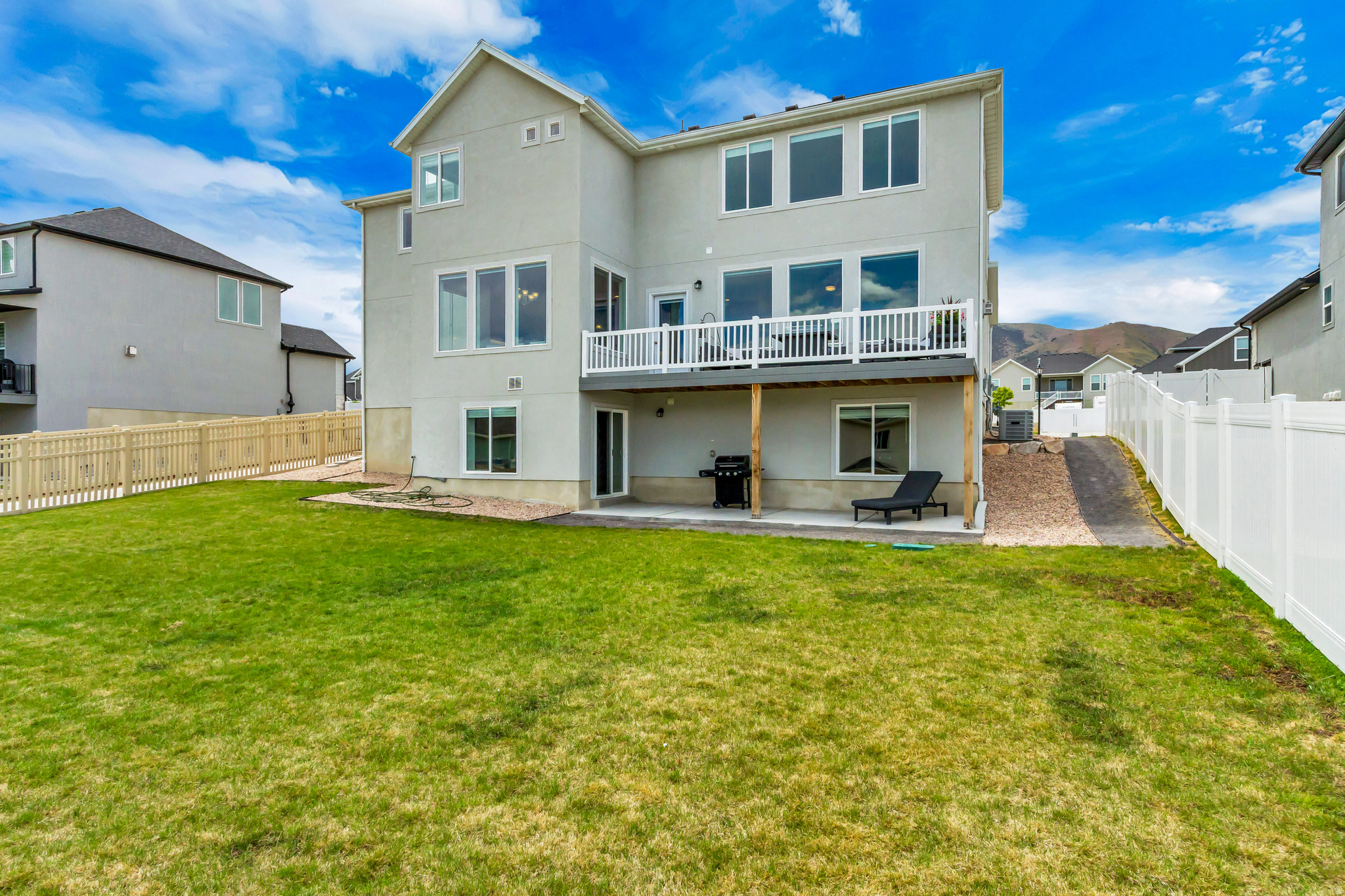 MALLARD BAY - Residential