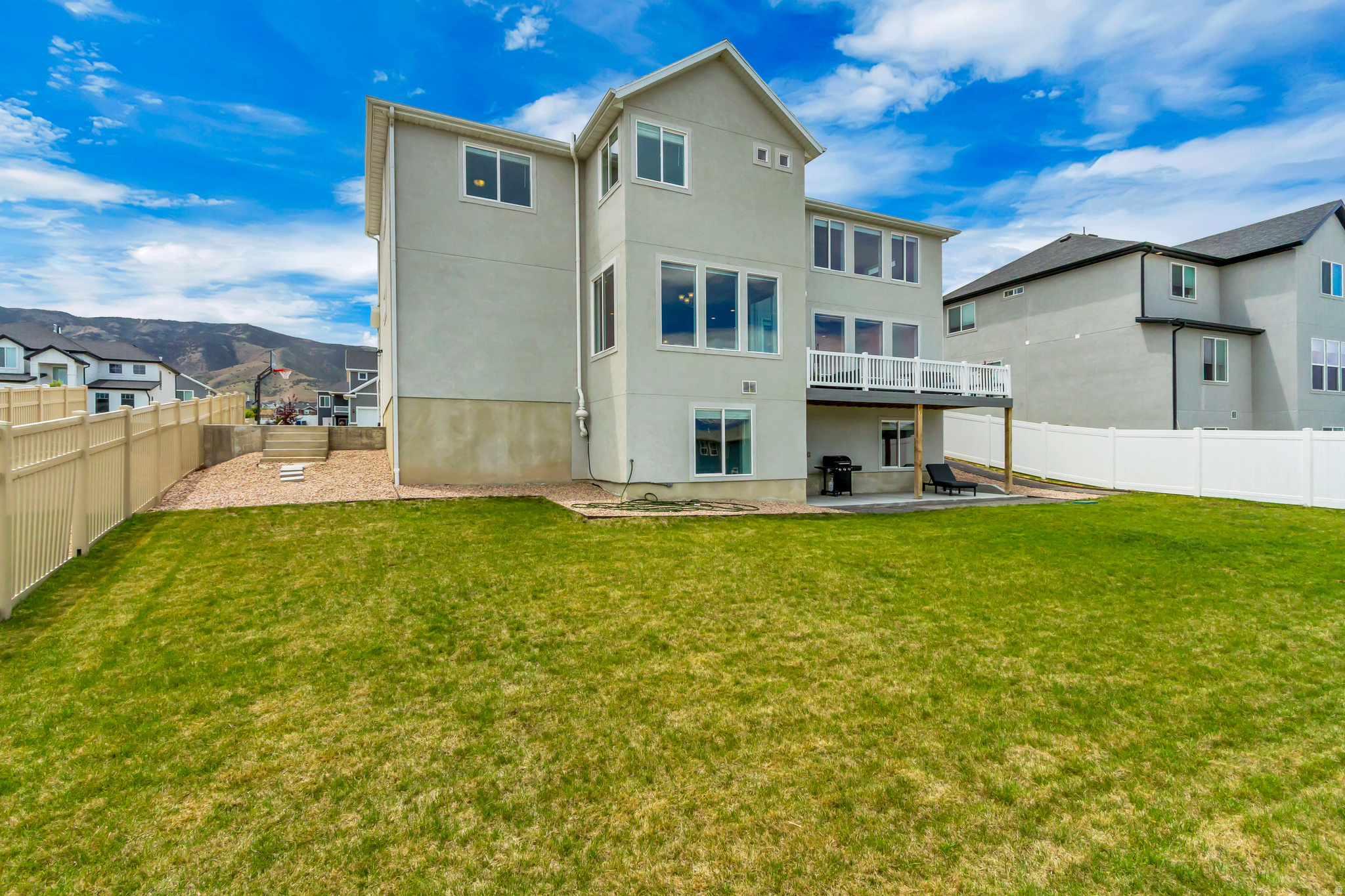 MALLARD BAY - Residential